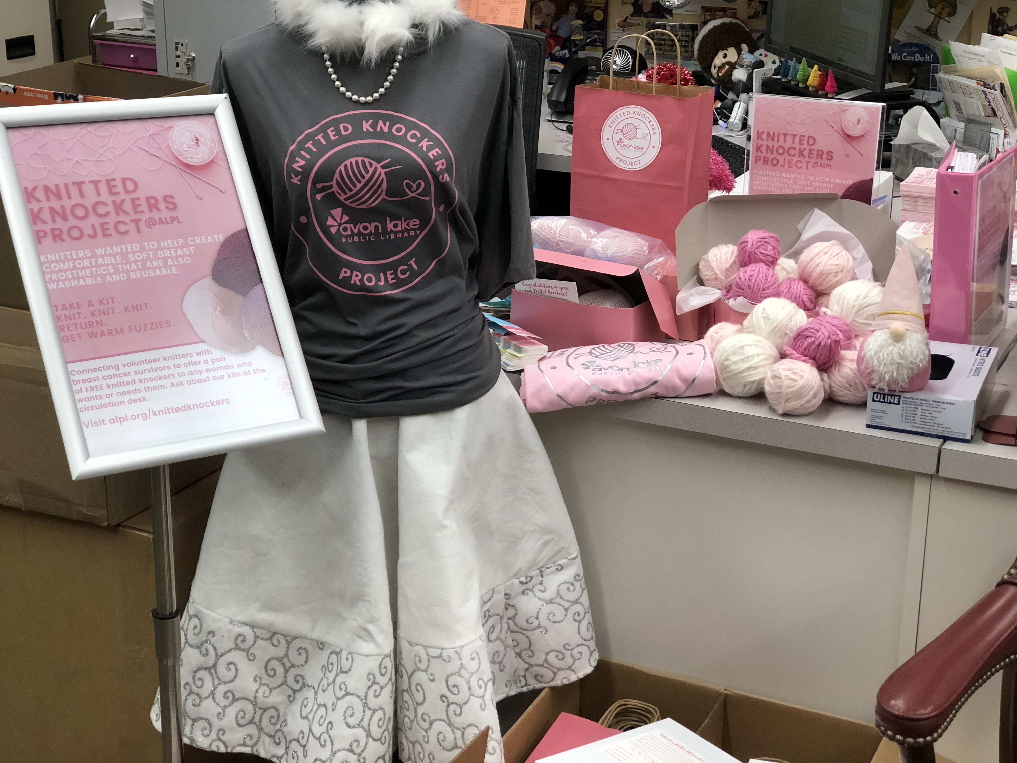 Avon Lake Library seeks volunteer knitters for breast cancer