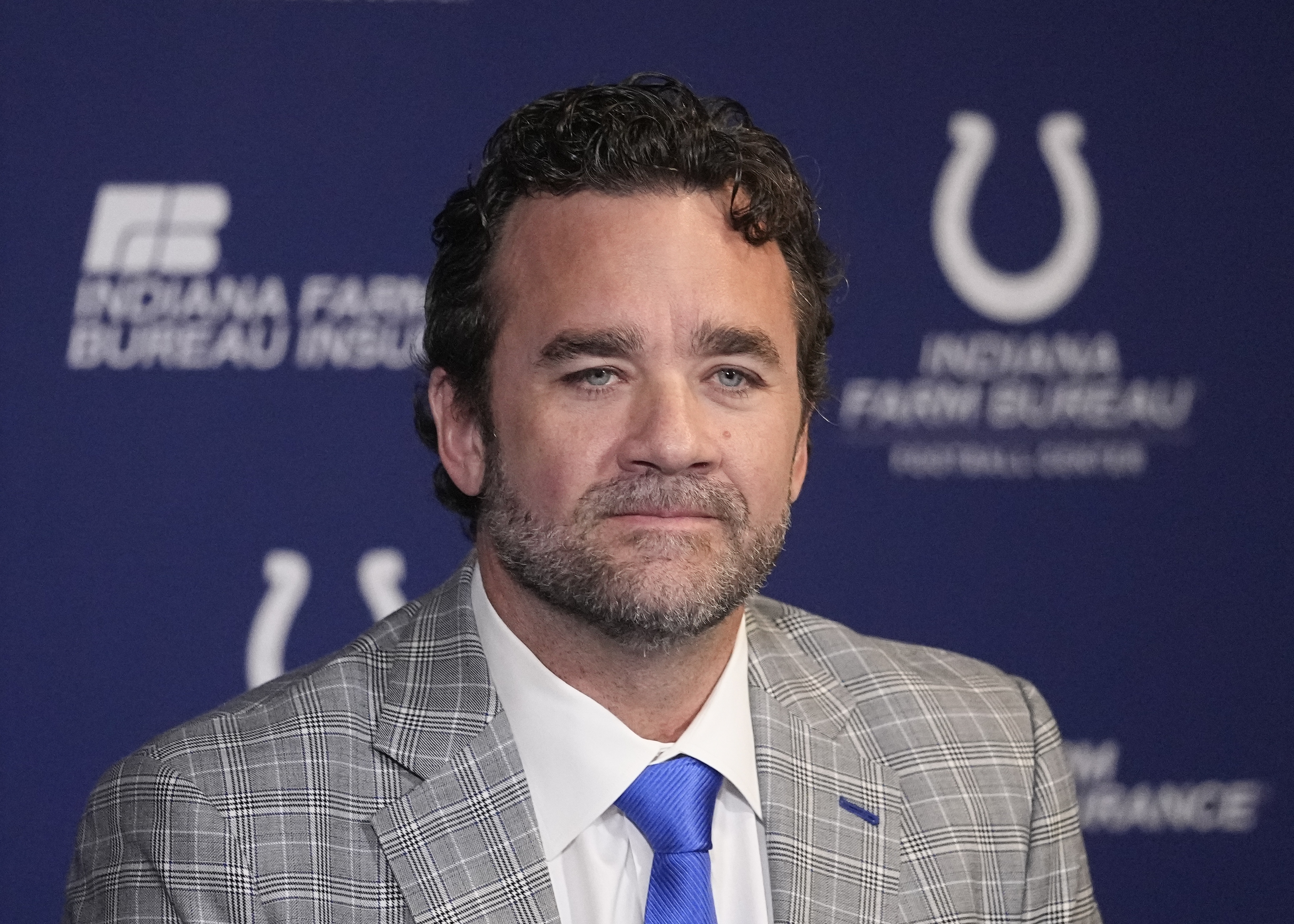 Colts' Jeff Saturday could poach ESPN colleague to be quarterbacks