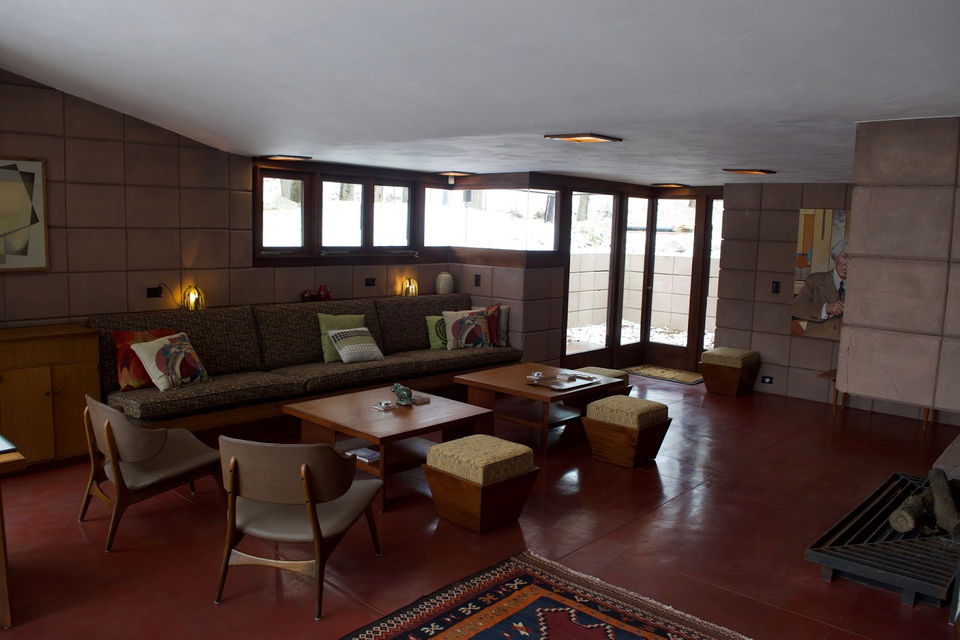 Couple finishes restoration of second-owned Frank Lloyd Wright home ...