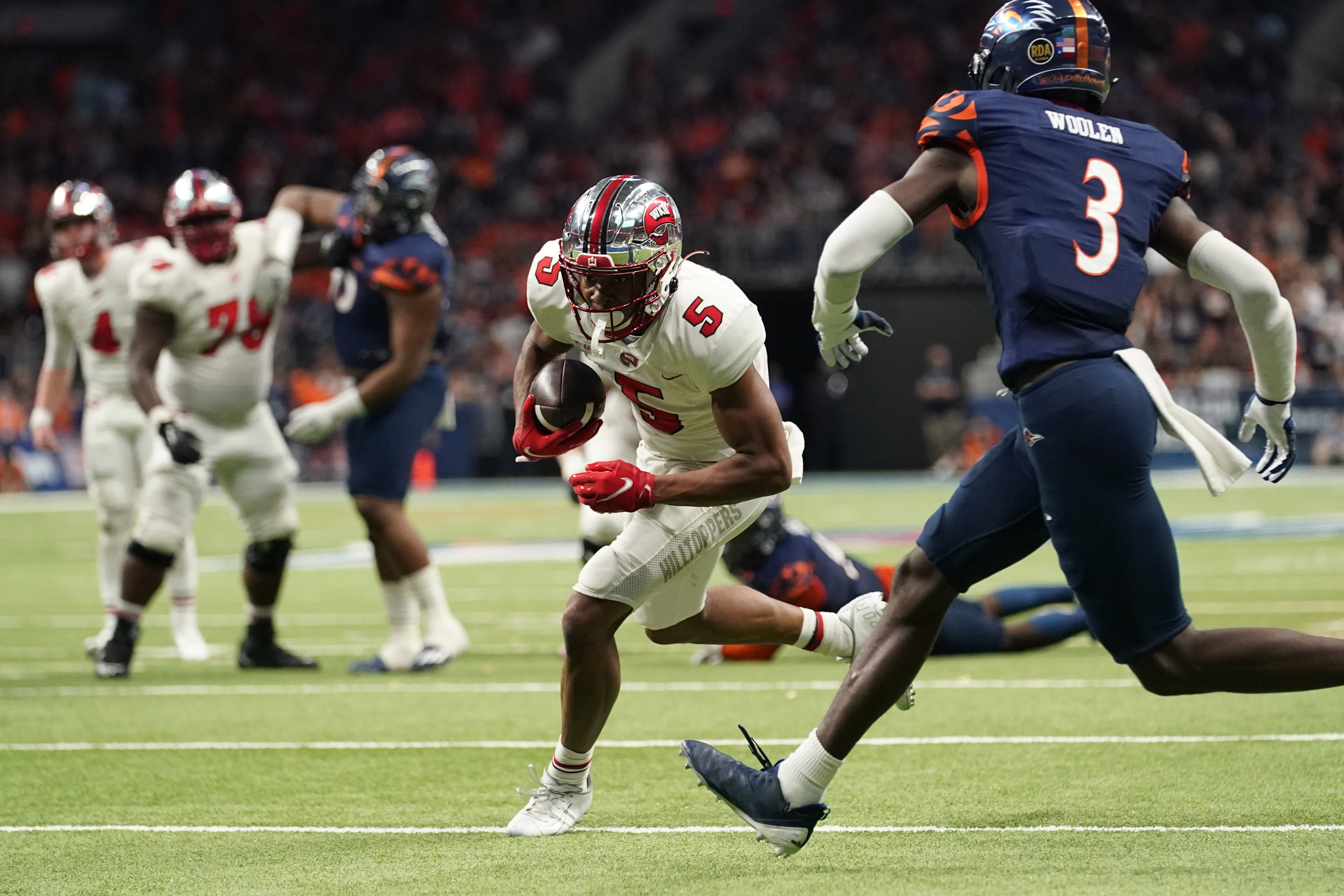 Jahan Dotson, Jaquan Brisker Among Winners at Penn State Annual Awards  Banquet - Black Shoe Diaries