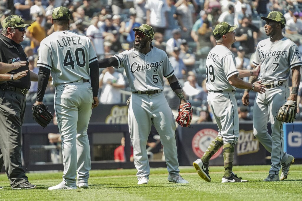 White Sox furious Tim Anderson called Jackie Robinson by Yankees