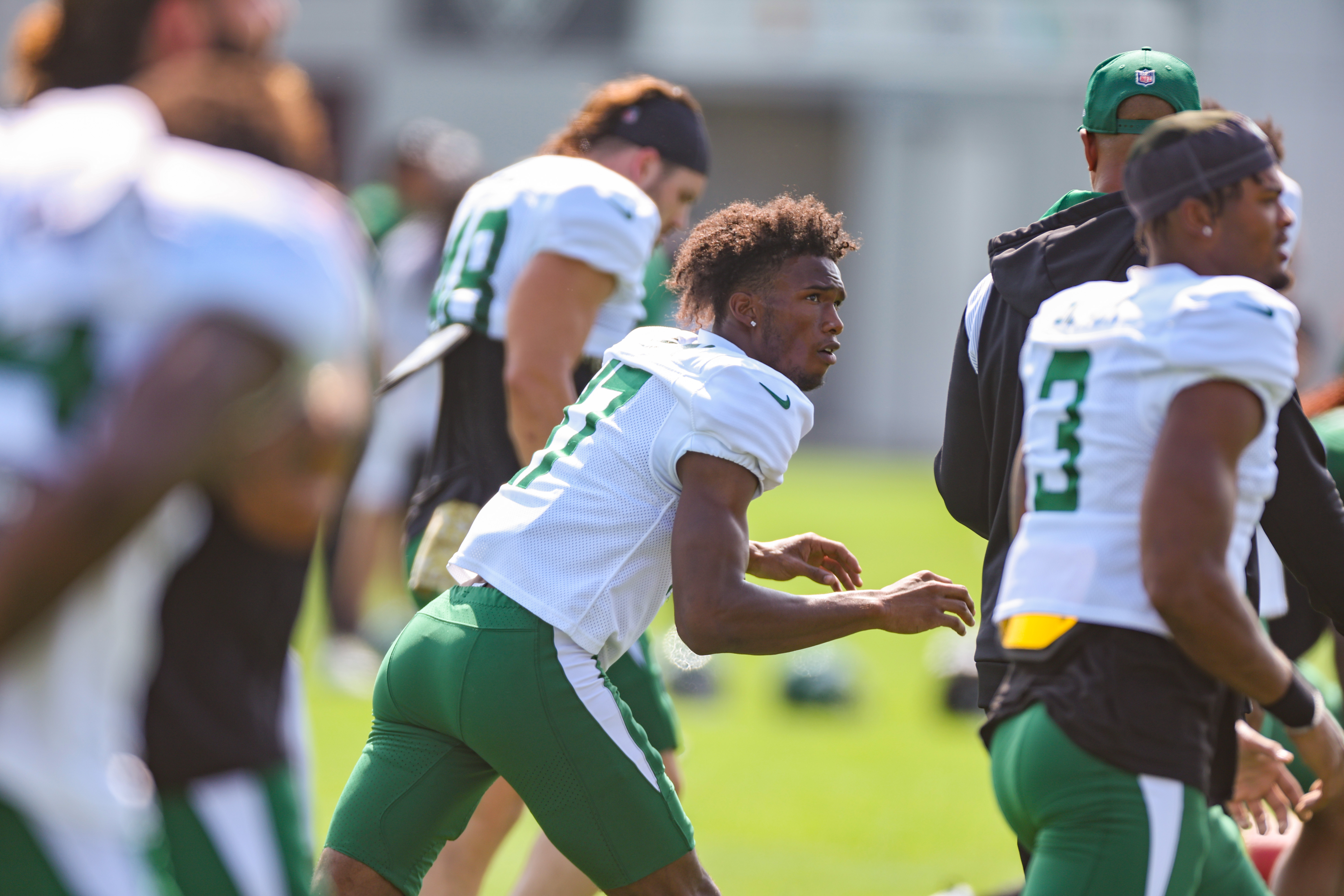 New York Jets cornerback Isaiah Dunn takes part in drills at the NFL  football team's practice facility in Florham Park, N.J., Wednesday, July  27, 2022. (AP Photo/Adam Hunger Stock Photo - Alamy