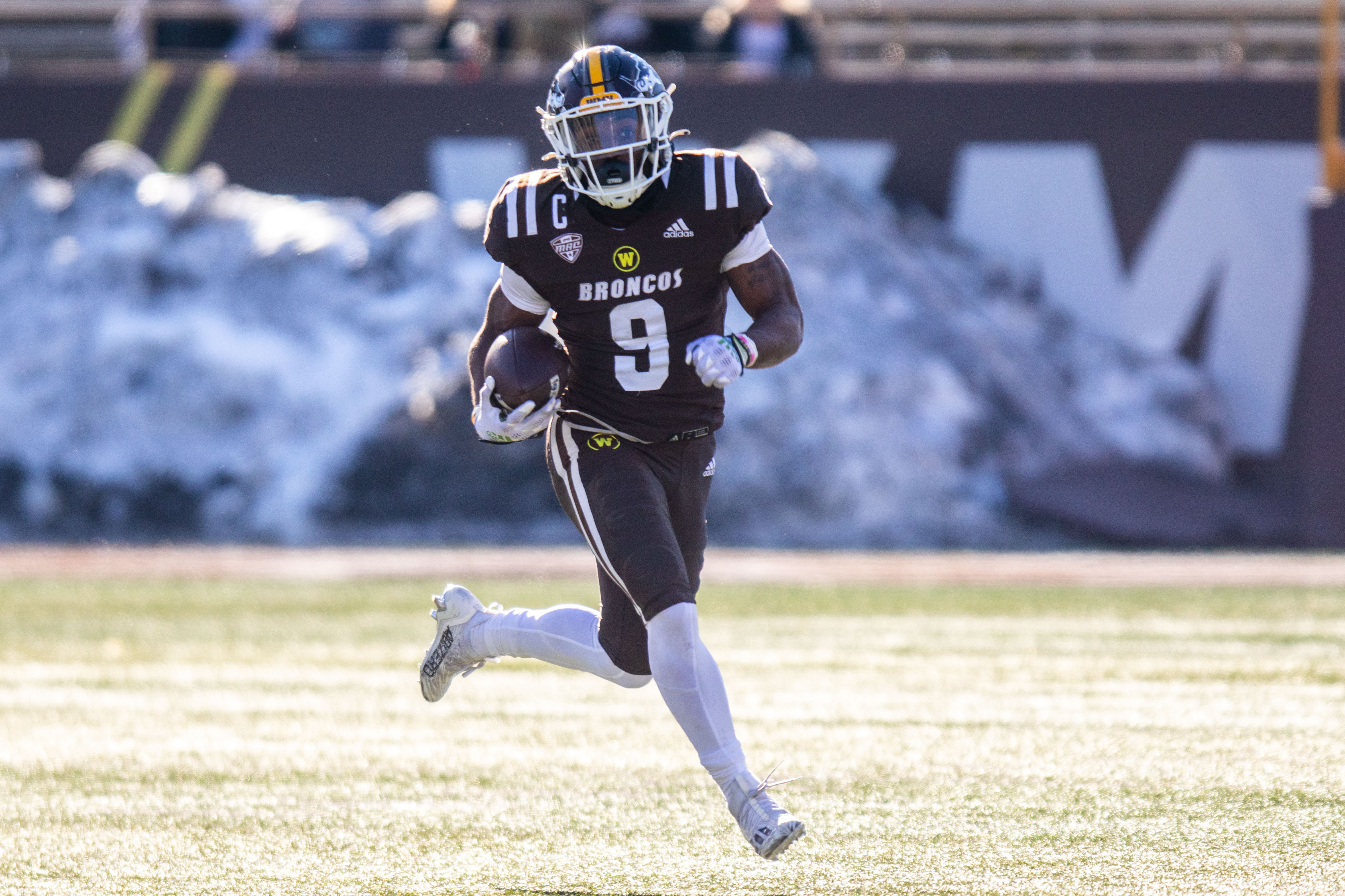 3 WMU football players commit to Power-5 teams via transfer portal 