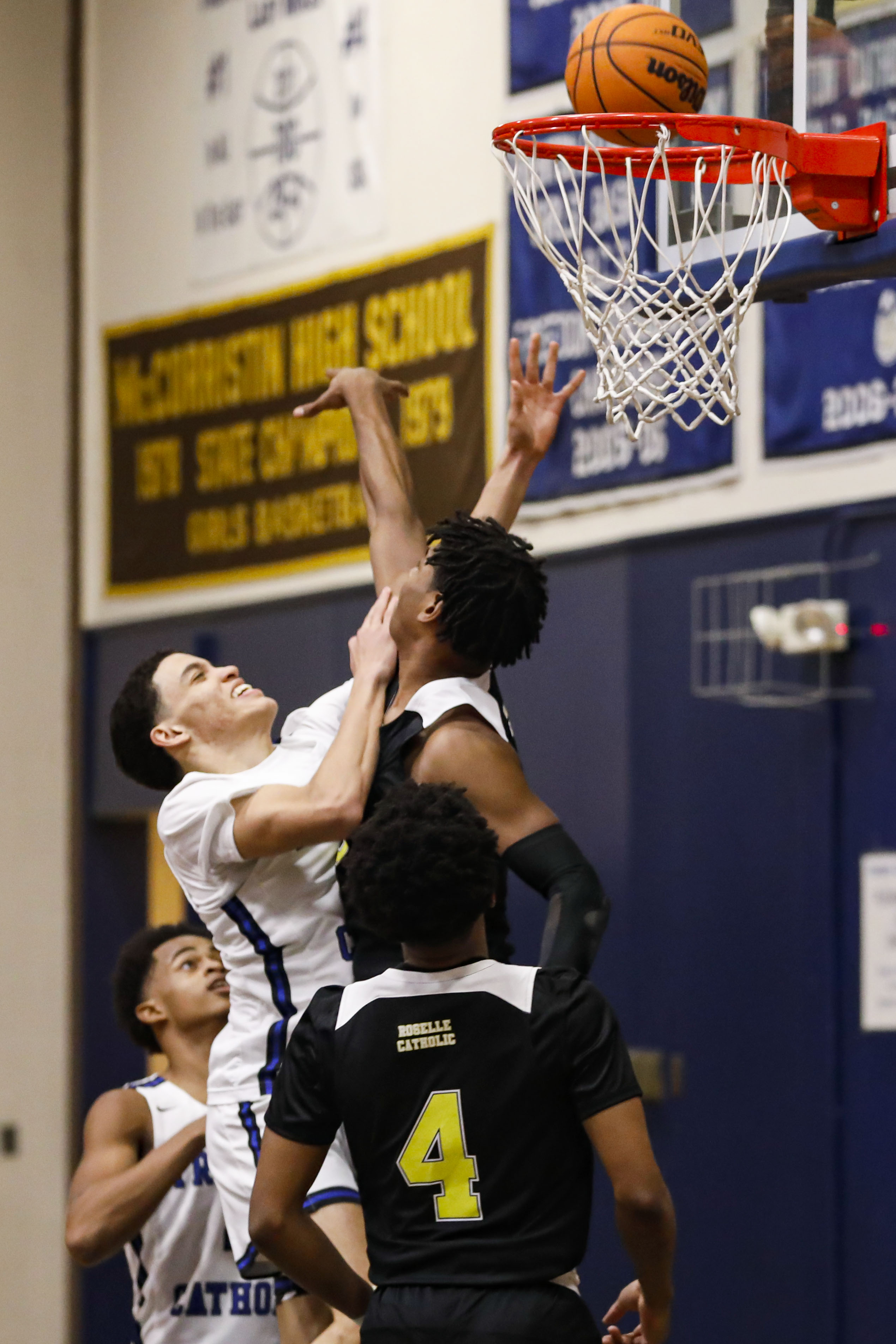 Boys Basketball No. 16 Trenton Catholic defeats No. 2 Roselle Catholic