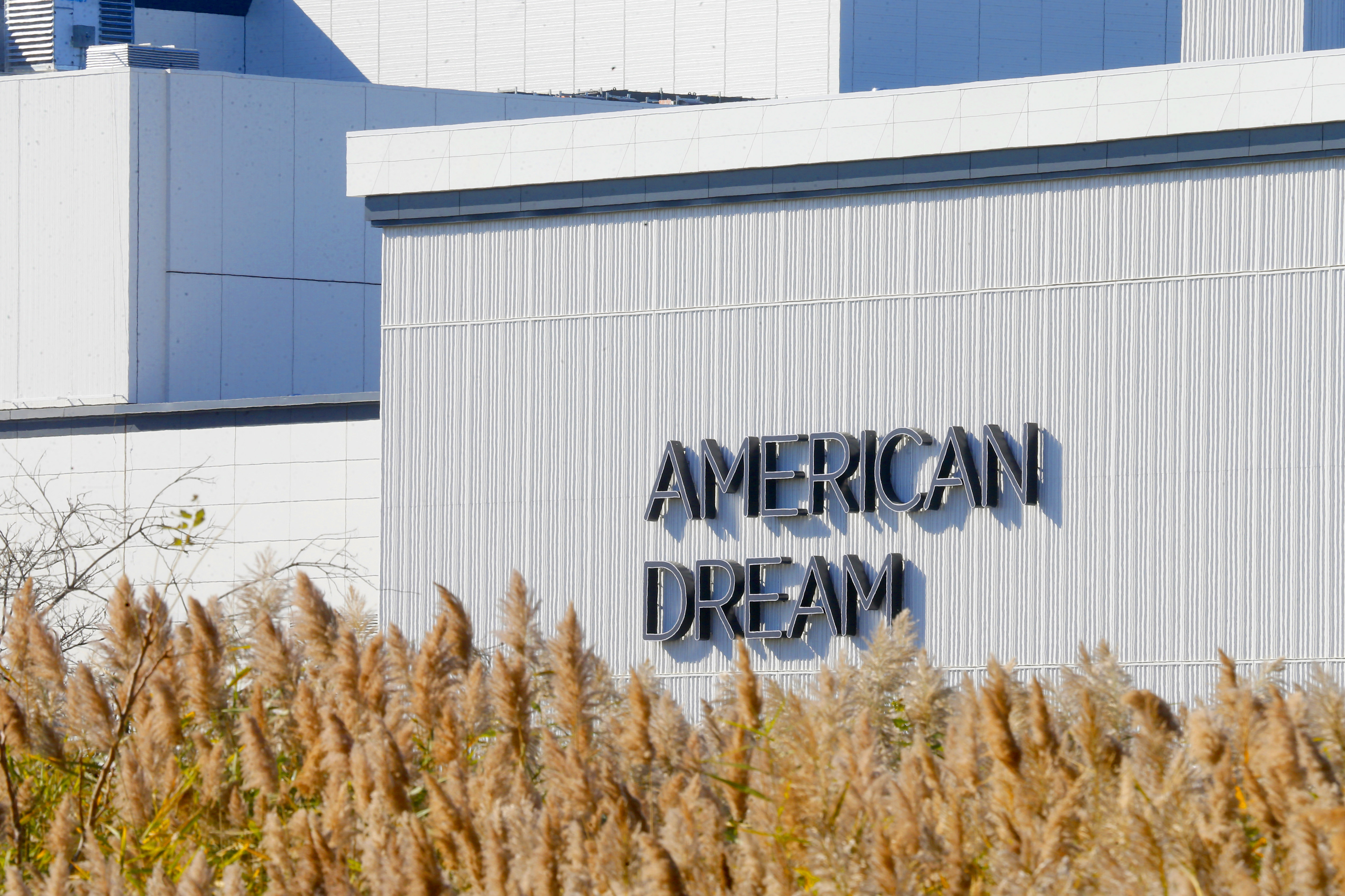 American Dream: A Guide to Where to Shop, Eat and Play – WWD