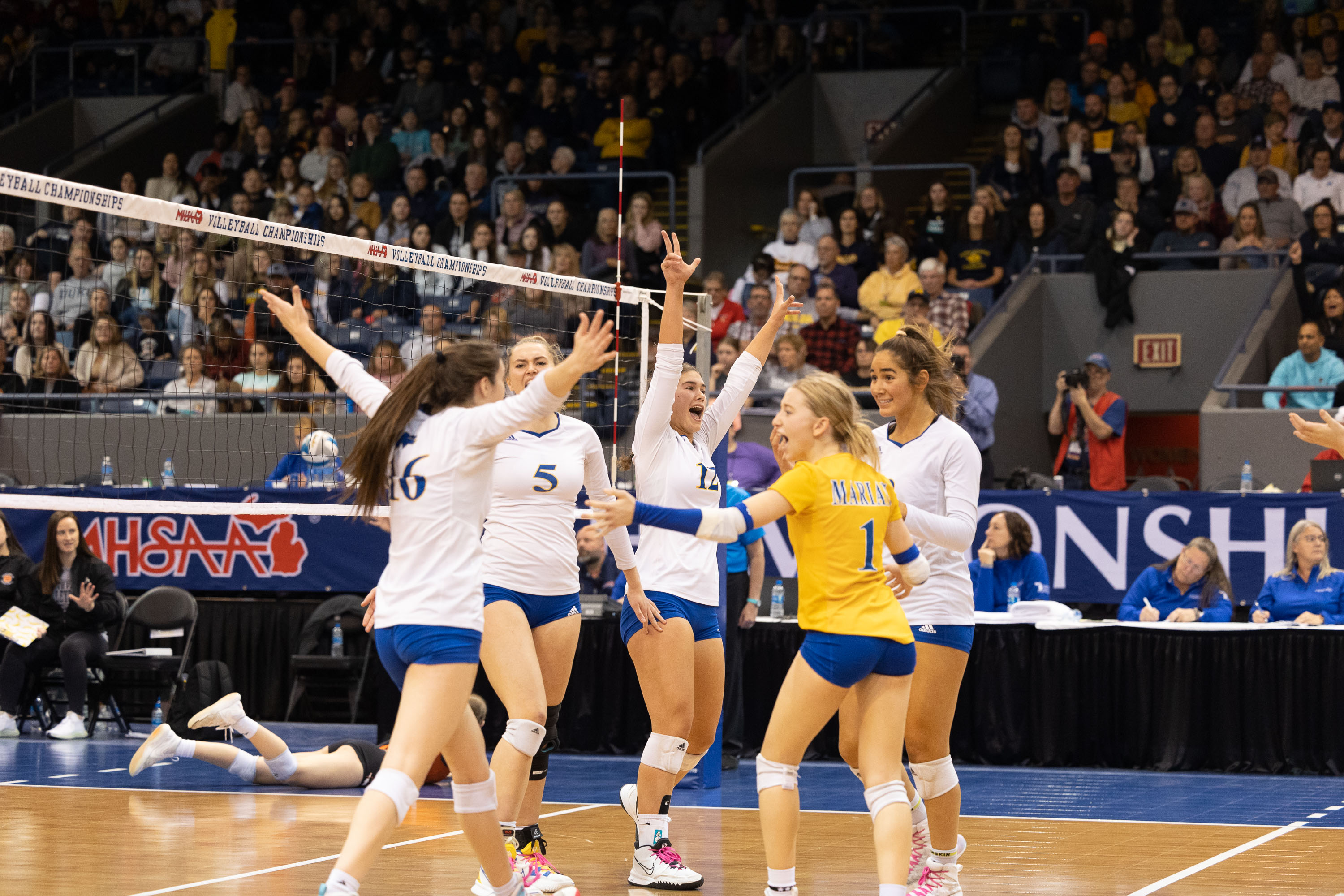 Bloomfield Hills Marian takes on Northville for Division 1 volleyball ...