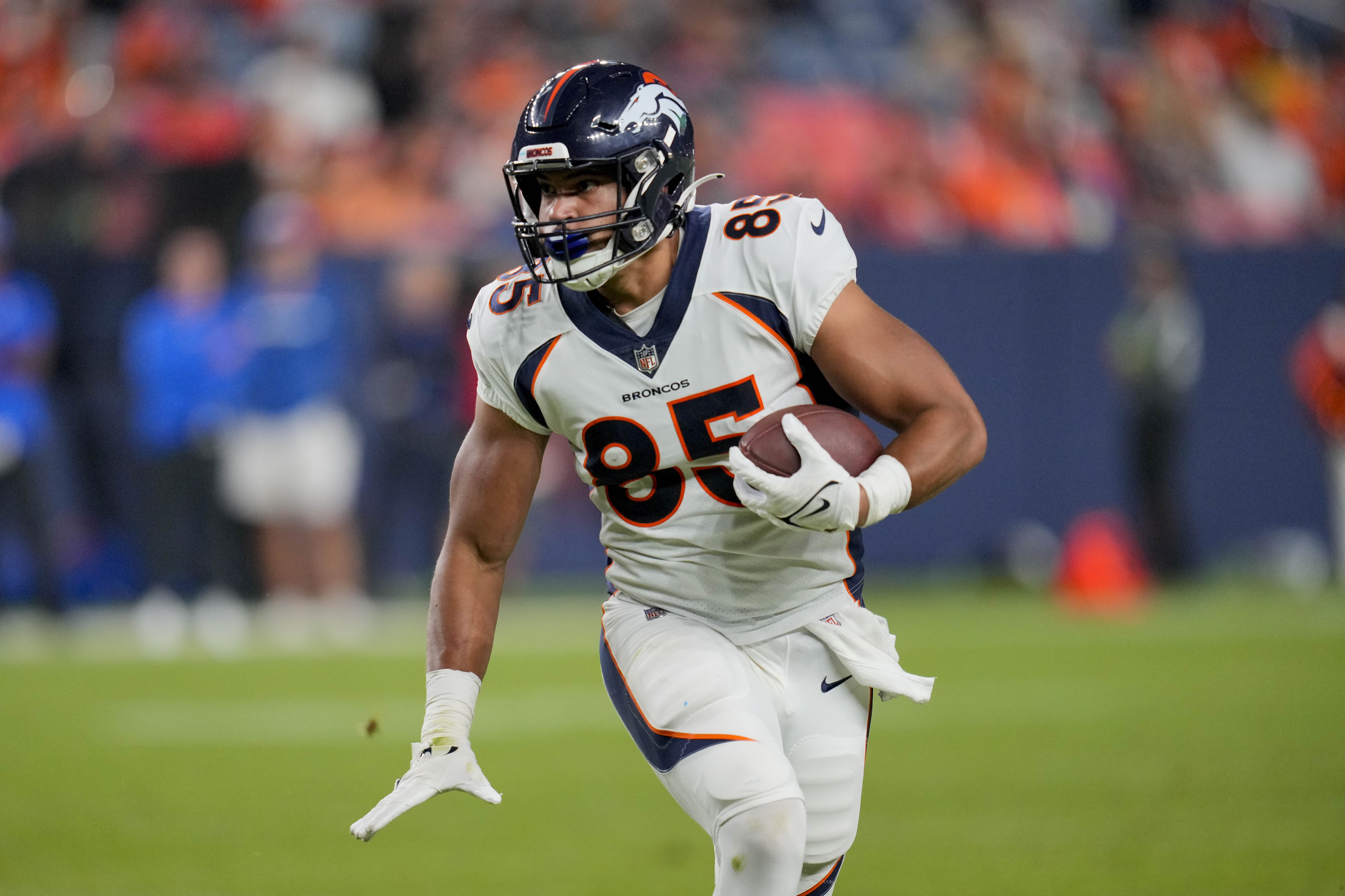 Grading the trade: How Eagles fared in deal with Broncos to acquire TE Albert  Okwuegbunam 