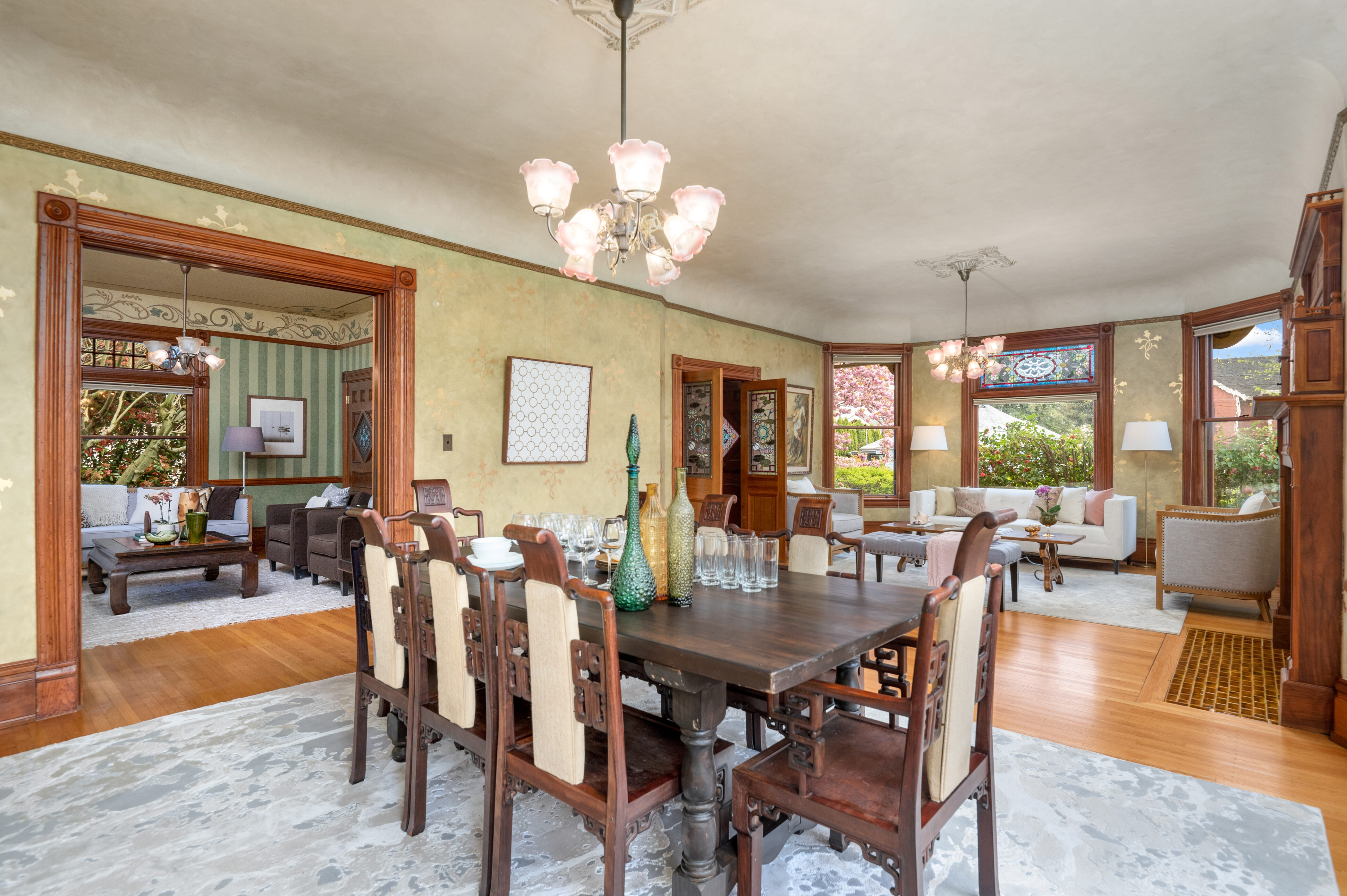 1894 Queen Anne in NE Portland