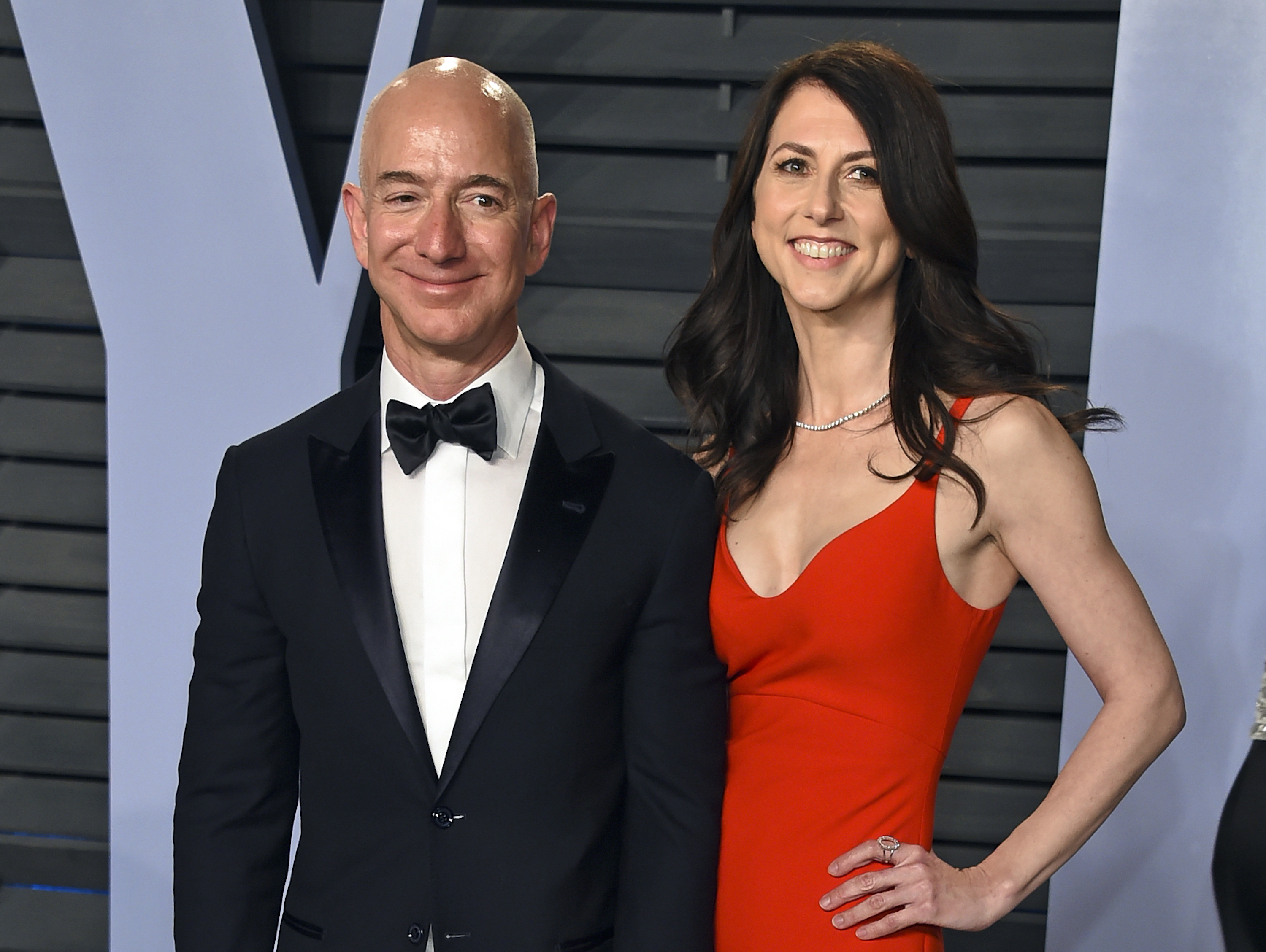 Mackenzie Scott Ex Wife Of Jeff Bezos Has Given 4 2 Billion To Charity In Four Months Pennlive Com