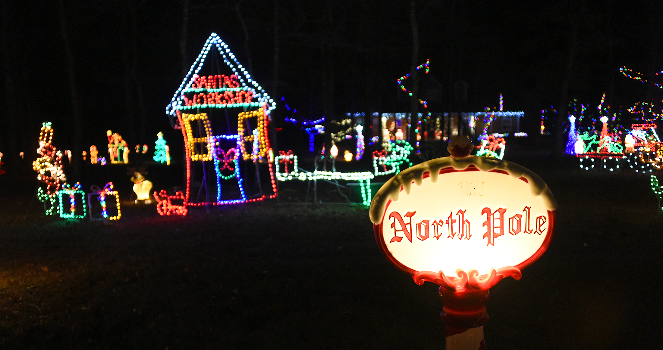 Lee County Al Christmas Lights 2022 Check Out These Joyous Christmas Lights Across Alabama - Al.com