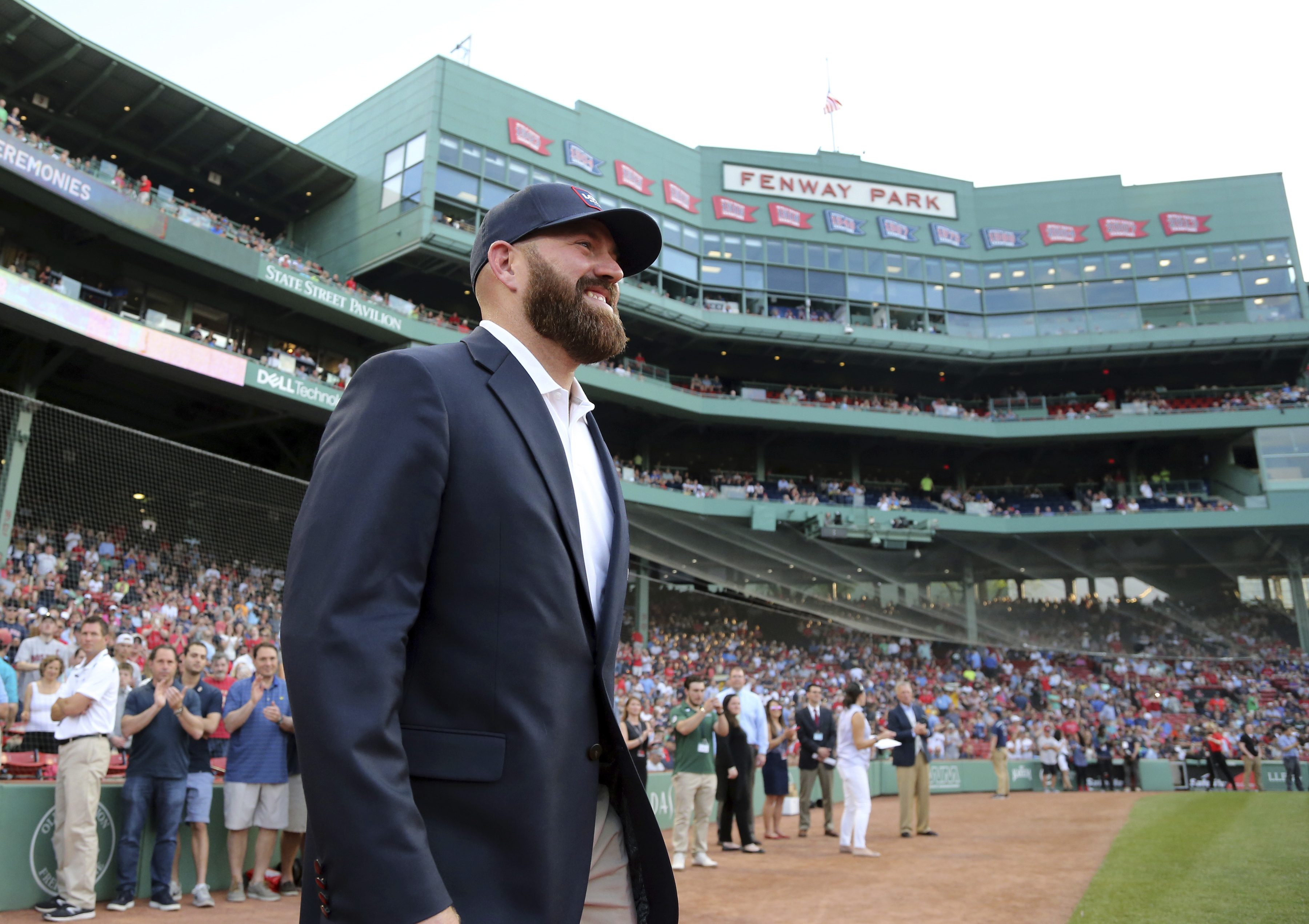 Report: Cubs hire Kevin Youkilis as special assistant