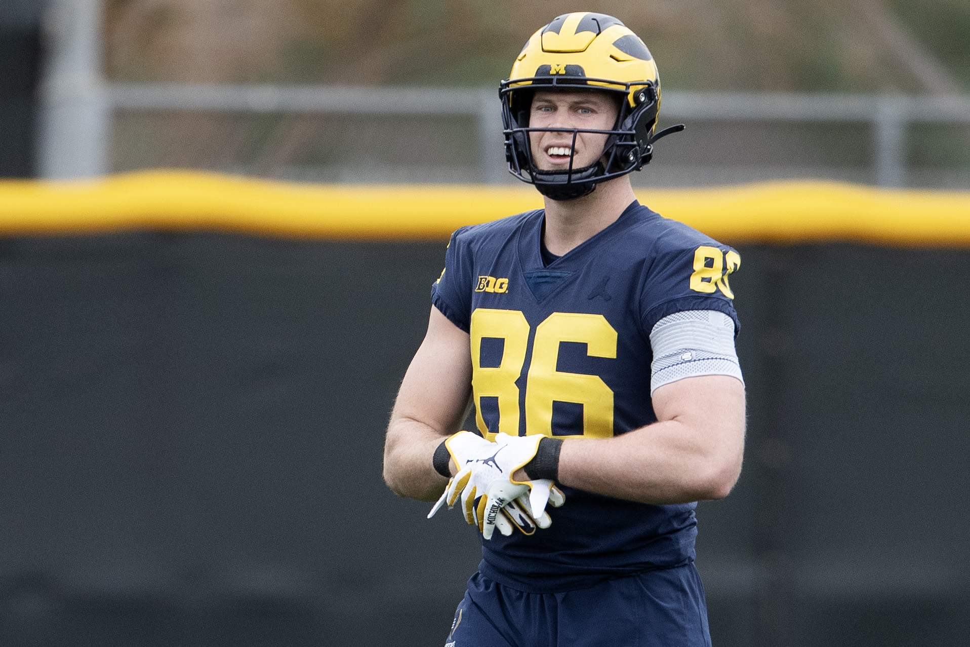 Cowboys go Michigan again in NFL draft with TE Schoonmaker