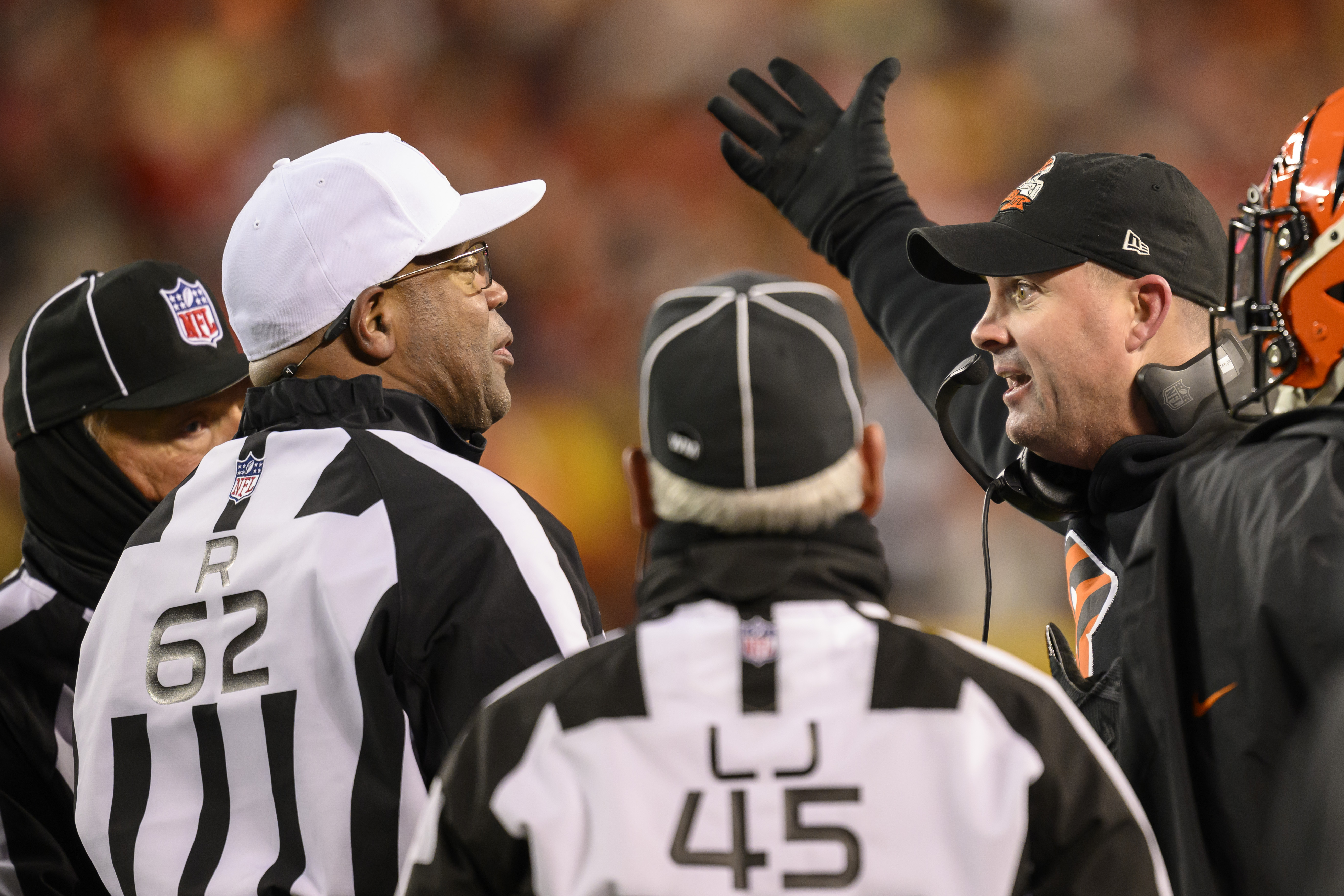 Bengals fans fume over officials' calls in AFC Championship