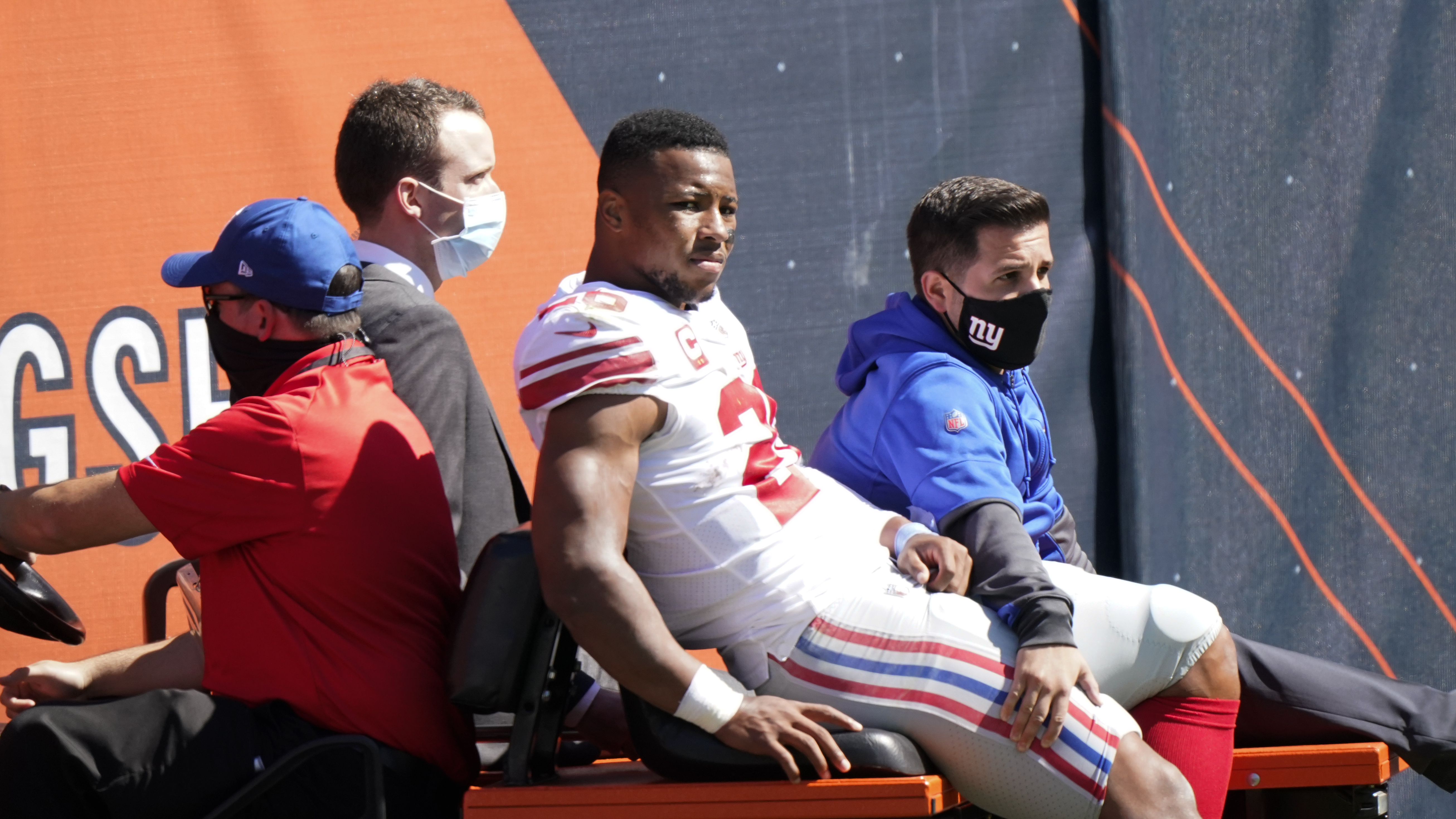 Saquon Barkley injury: Giants RB returns in second half in Week 3 vs.  Falcons - DraftKings Network