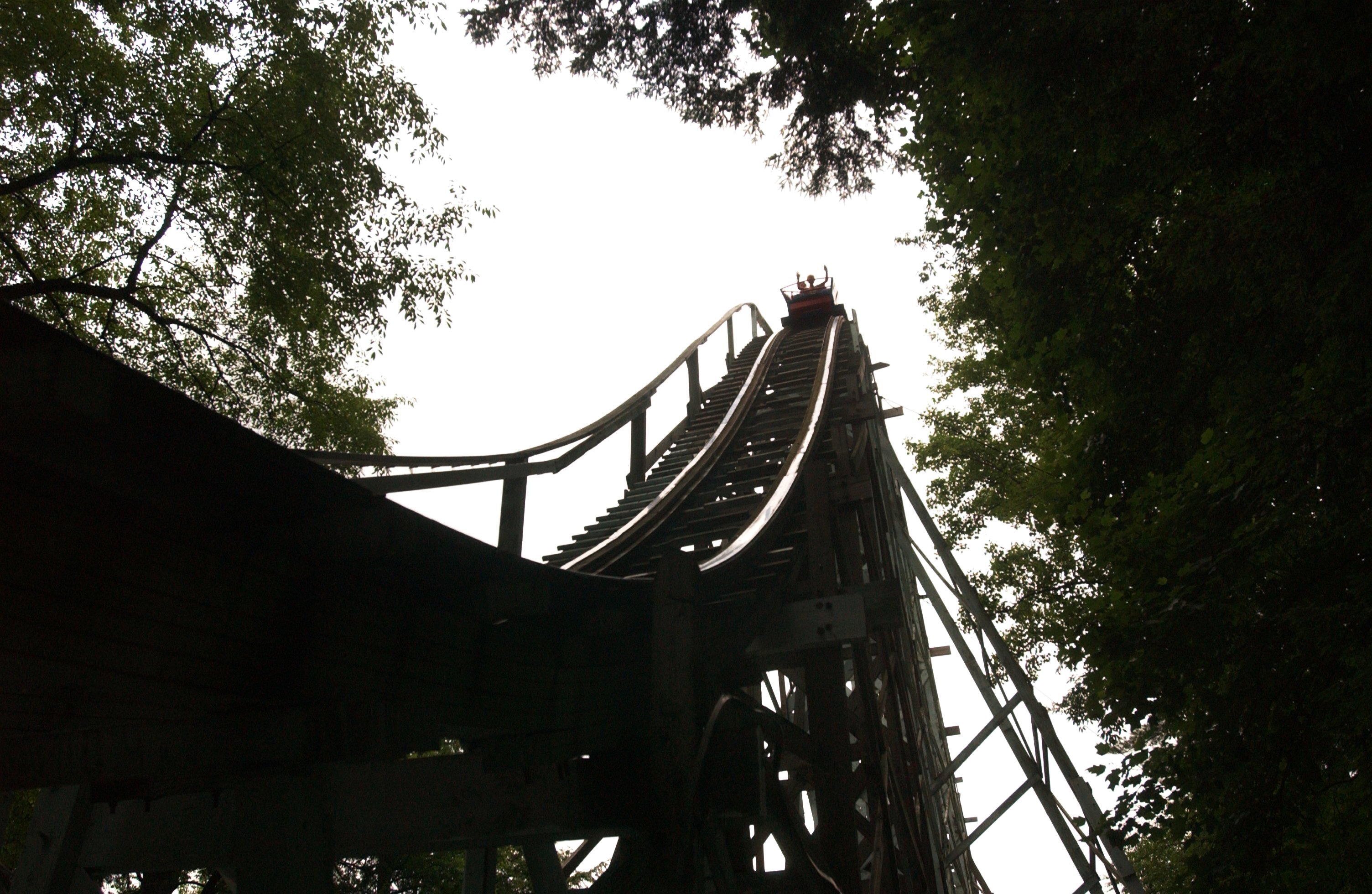 Fire at Pa. amusement park linked to wooden roller coaster being