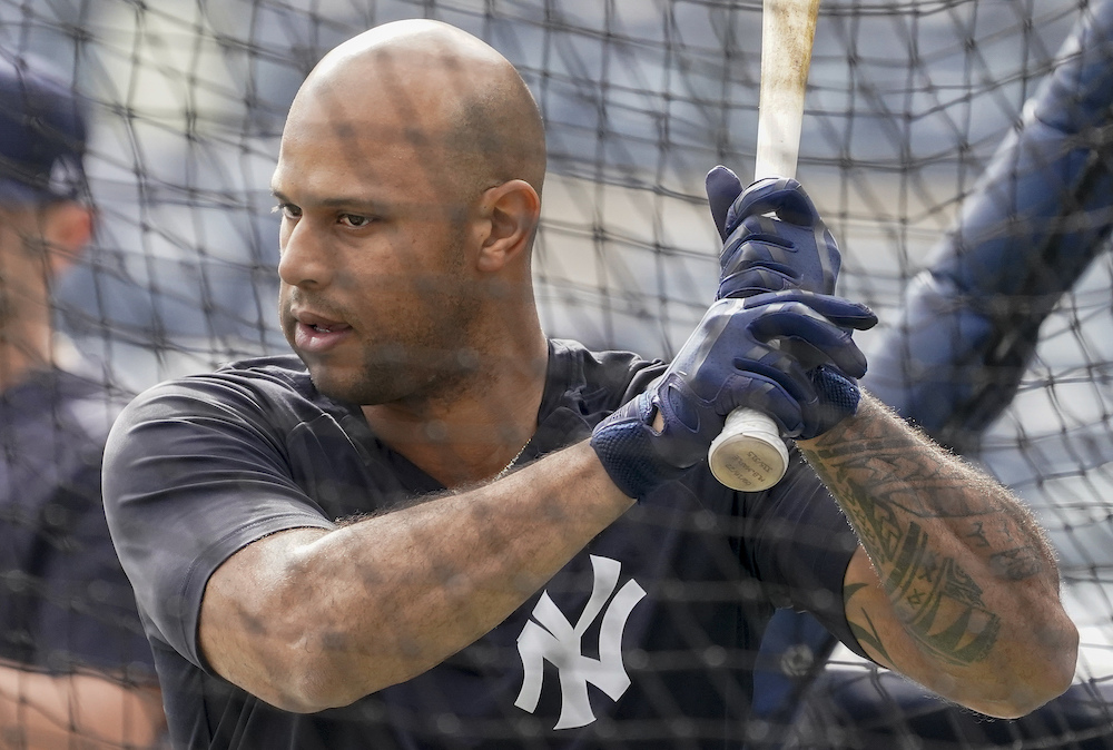 Aaron Hicks' role with Yankees suddenly cloudy