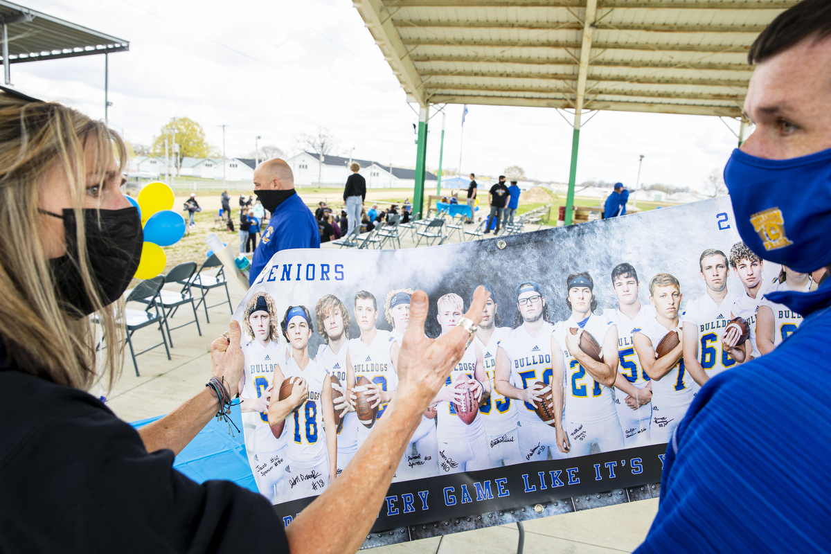 Centreville football celebrates D8 state championship with ring