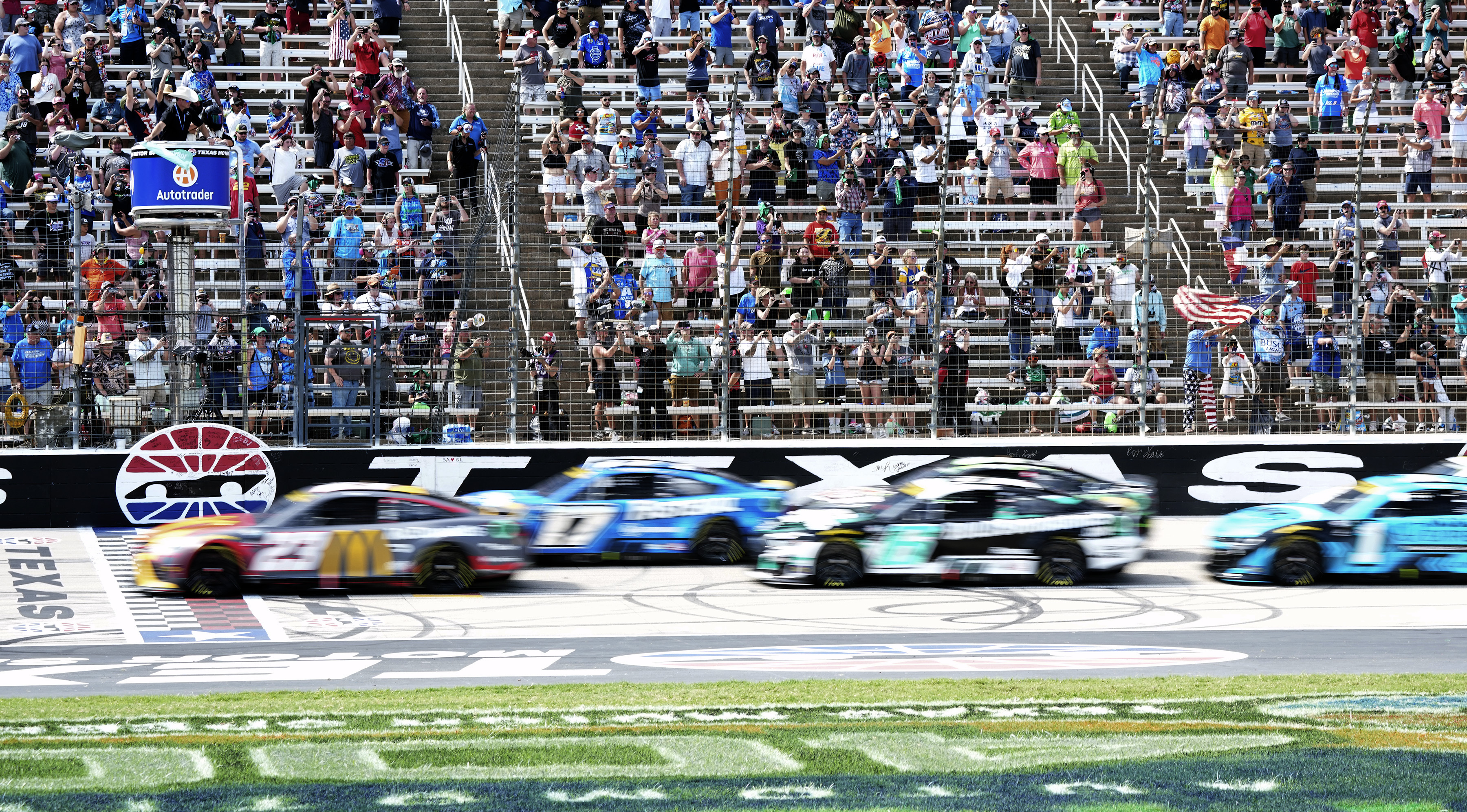 10 best places to watch a NASCAR race