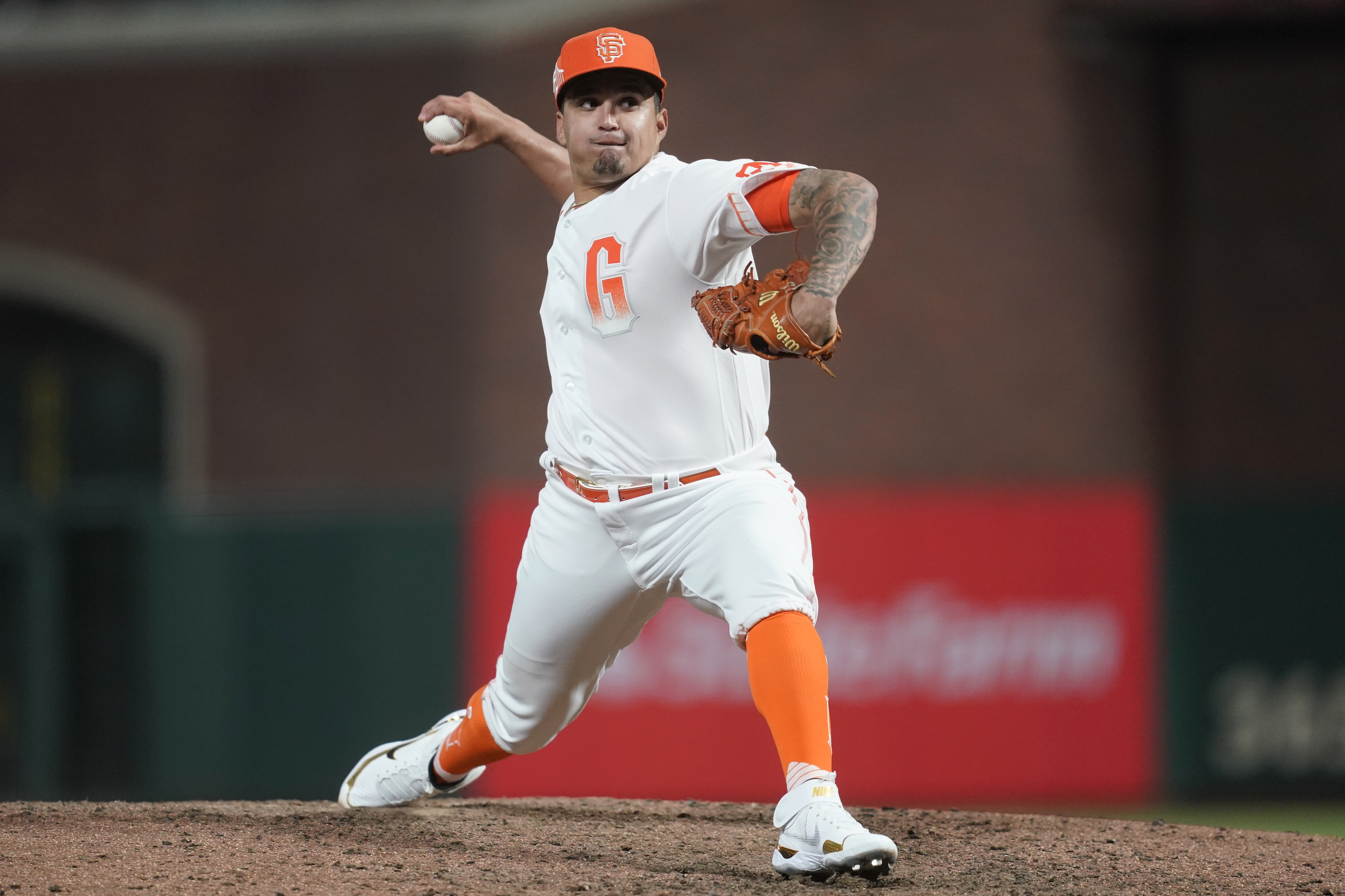 San Francisco Giants trade Mauricio Llovera to Boston for pitcher - Sactown  Sports