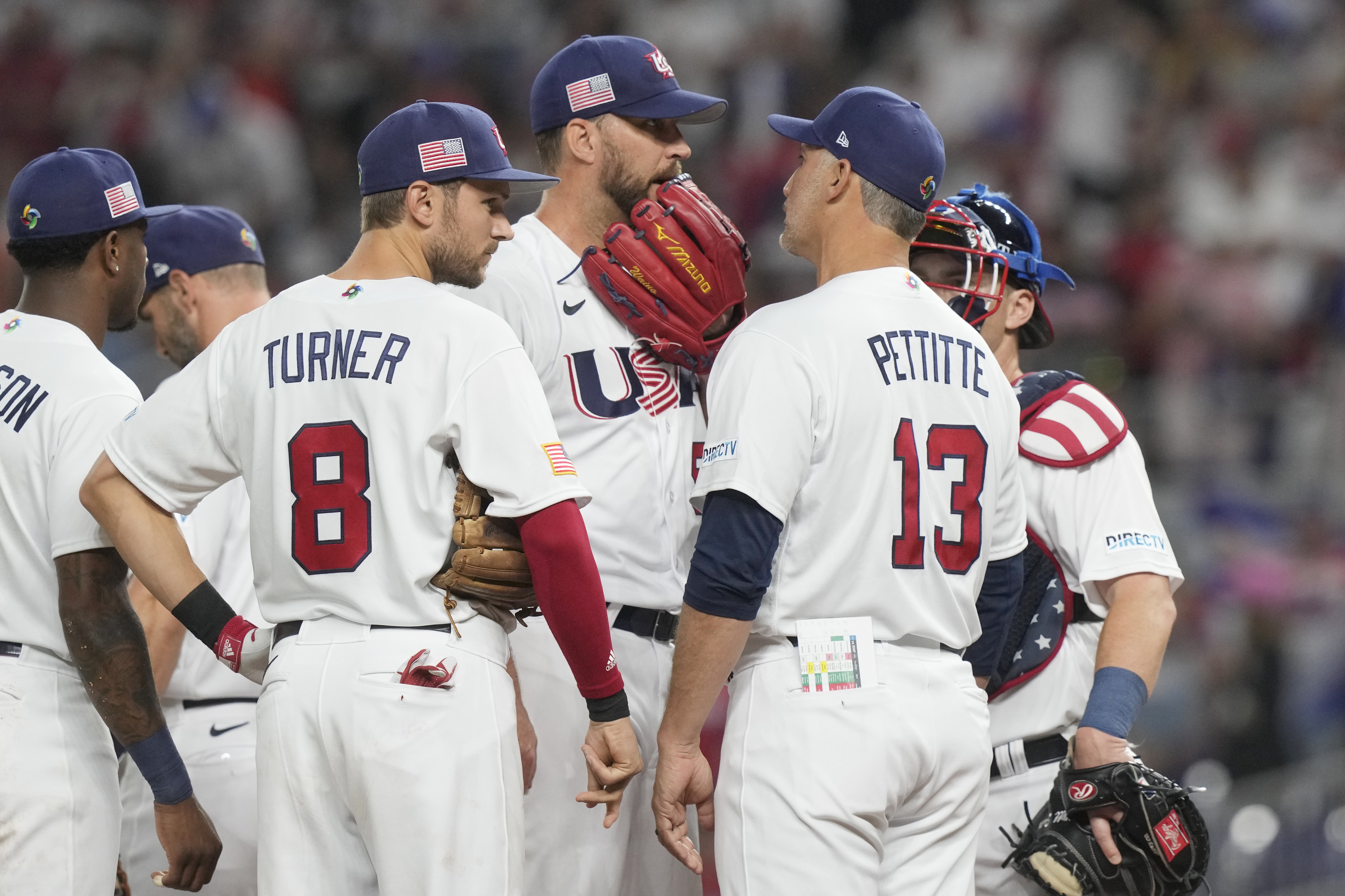 Former Yankees pitcher Andy Pettitte talks faith and baseball in