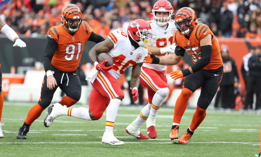 Bengals Take Division Lead With Tough Schedule Ahead