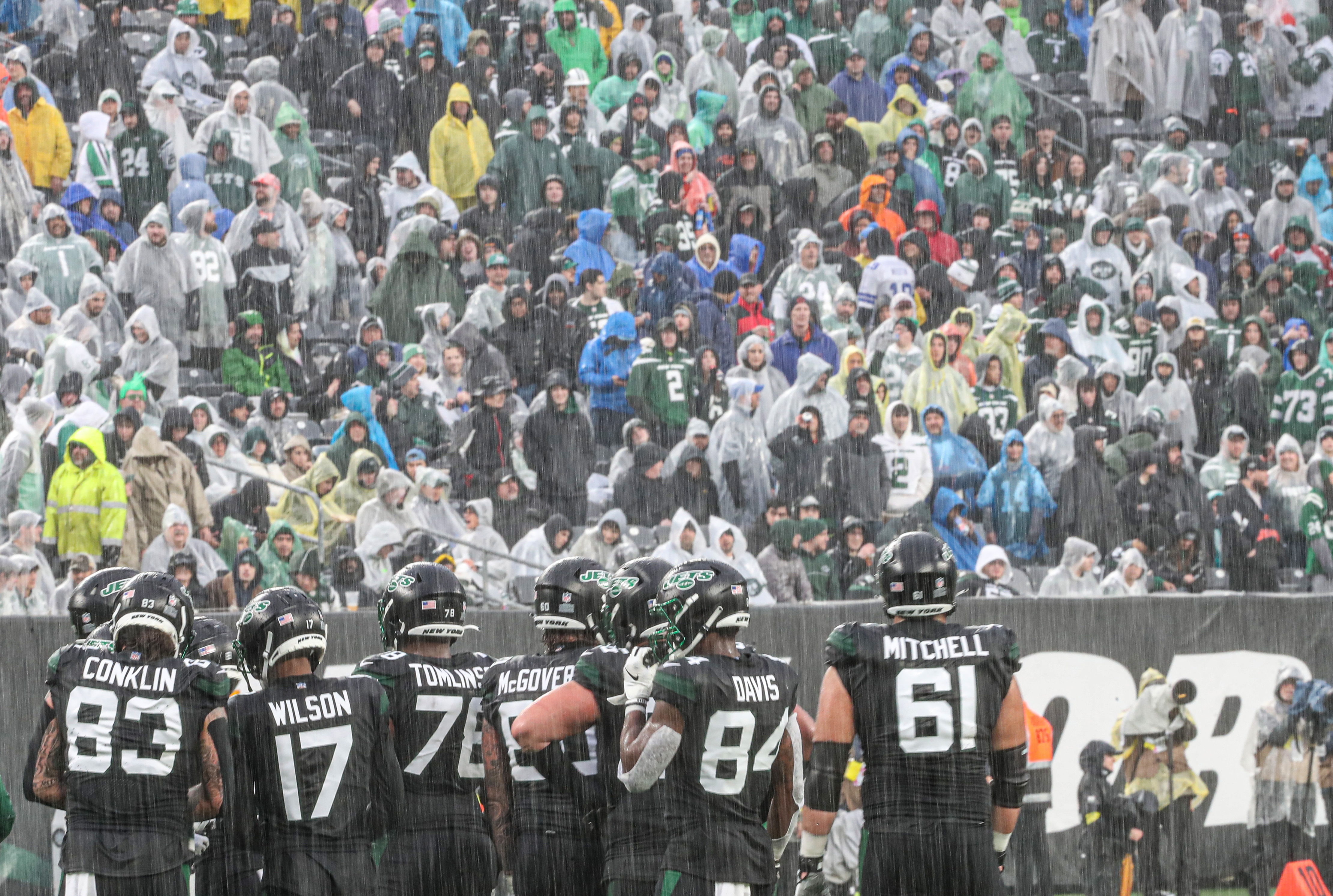 EAST RUTHERFORD, NJ - NOVEMBER 06: New York Jets wide receiver