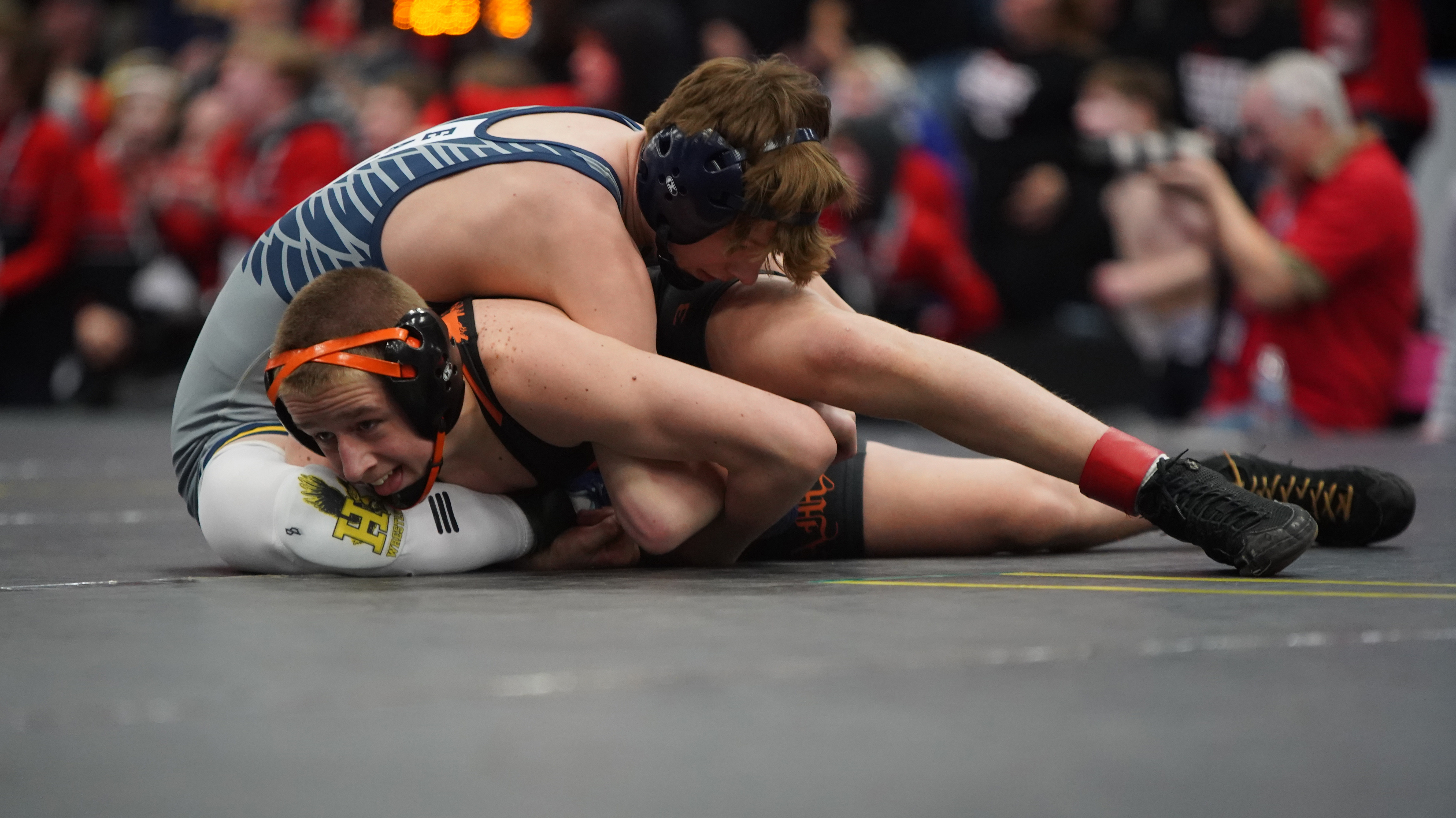 West Ottawa wrestling pins Hudsonville