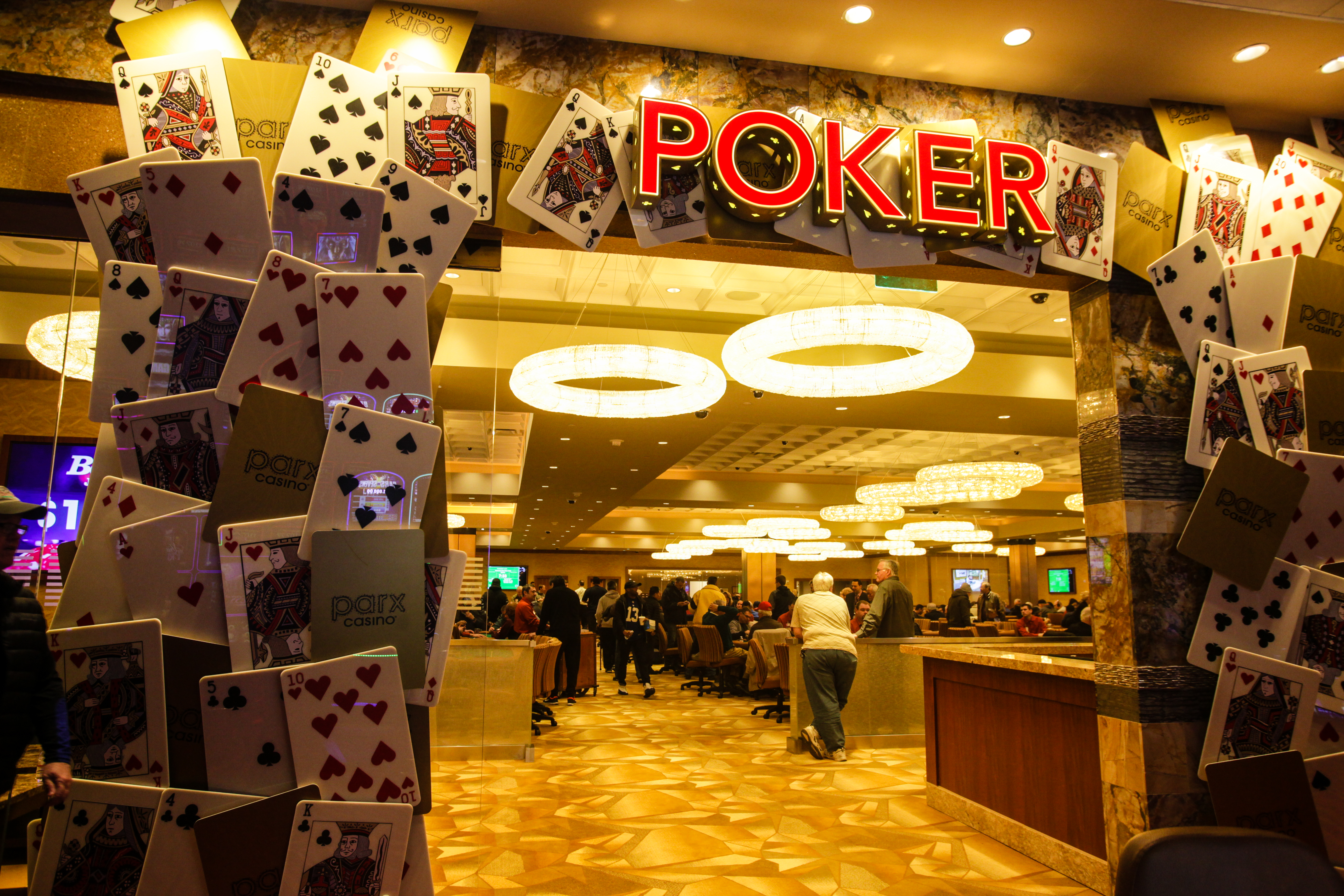 Parx poker deals