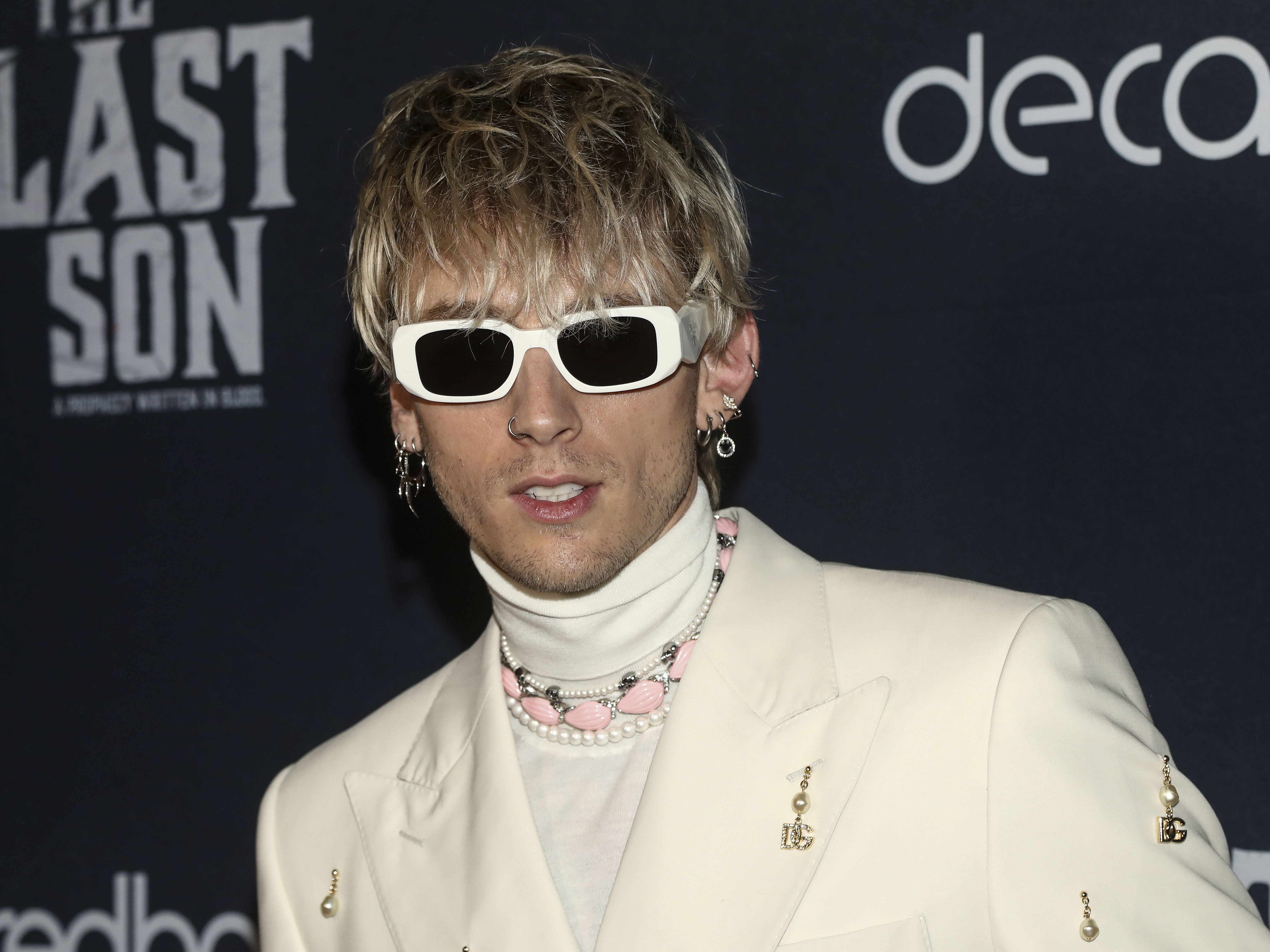 Machine Gun Kelly is a ‘Mainstream Sellout’ with new album