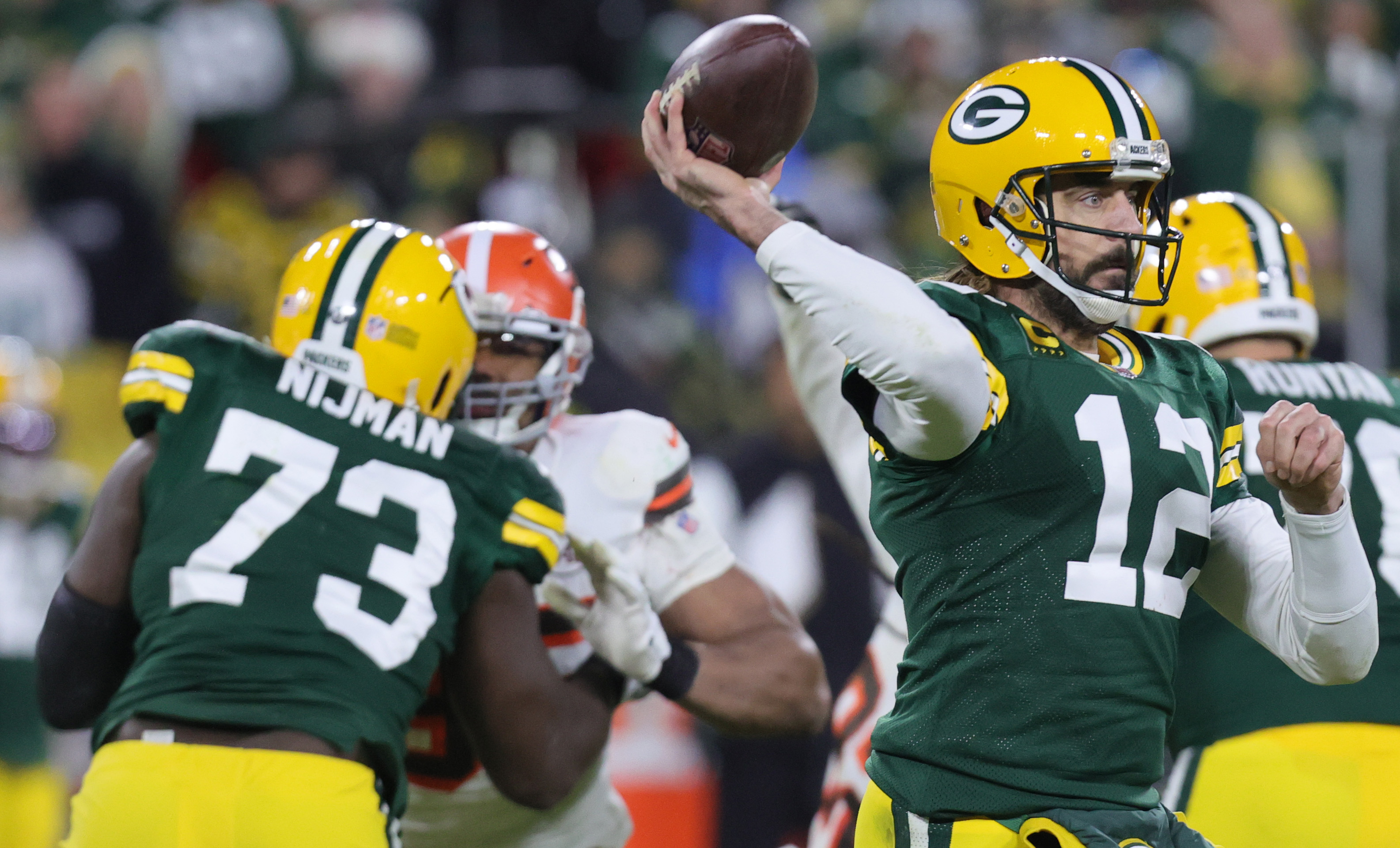 Cleveland Browns vs Green Bay Packers - December 25, 2021