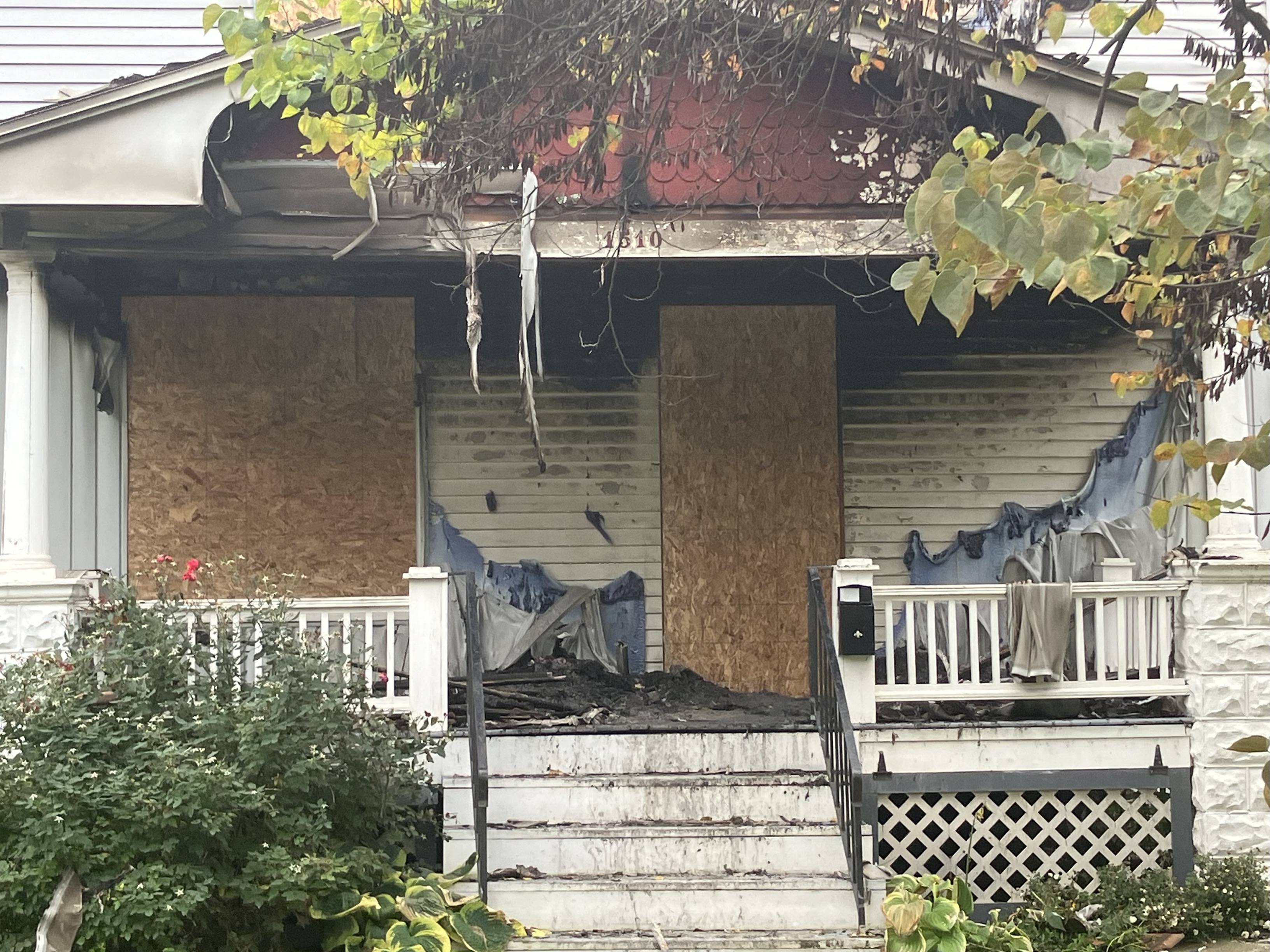 Fatal fire under investigation in Kalamazoo - mlive.com