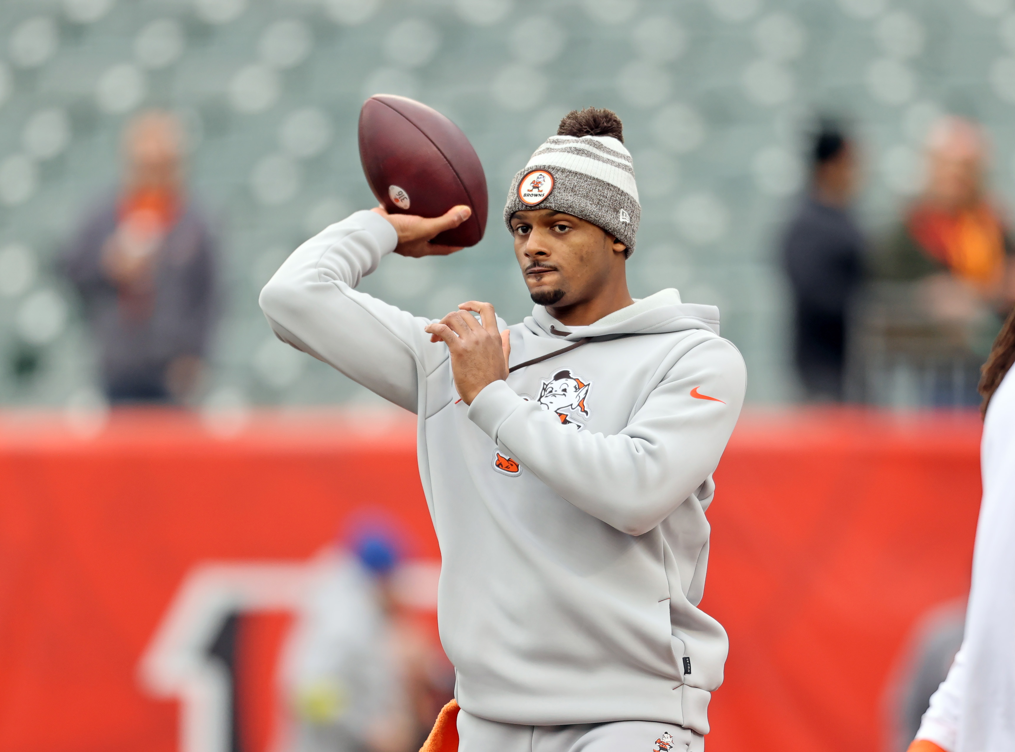 Fans at Bengals-Browns game in Cleveland signed health promise