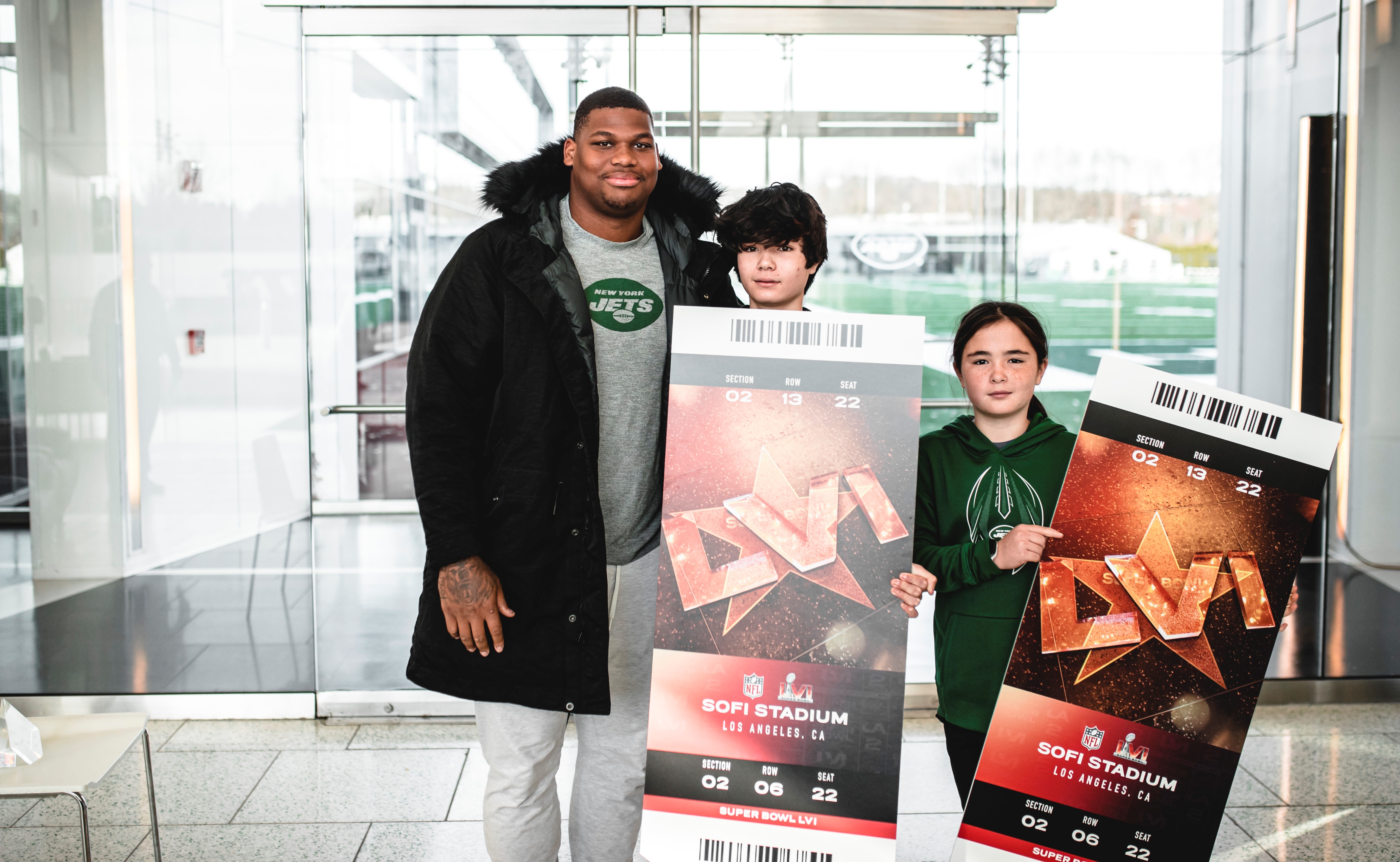 Jets' Quinnen Williams helps single-parent households, youth through his  foundation – NBC10 Philadelphia