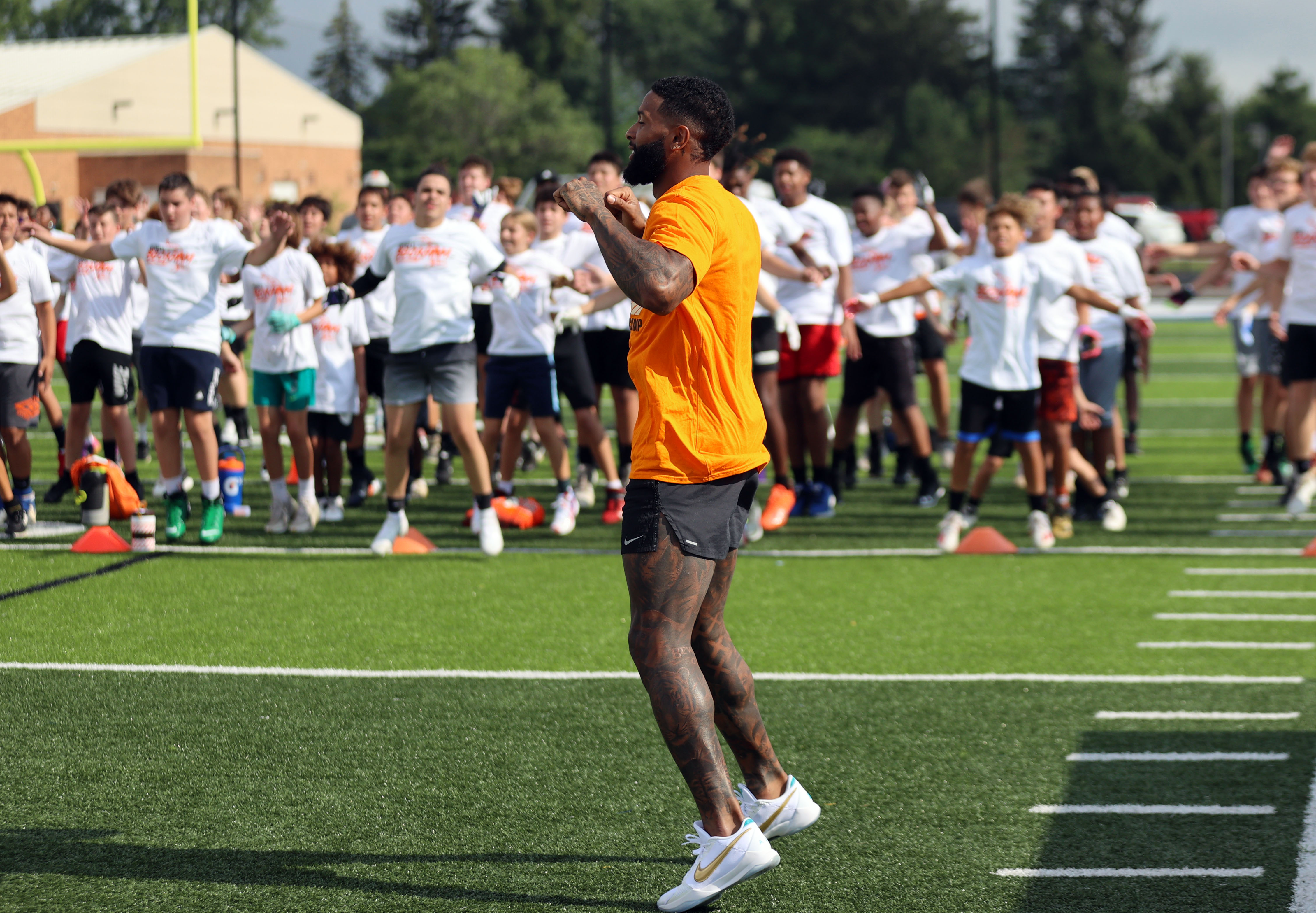 Odell Beckham Jr. hosts youth football camp in Strongsville ahead of  Cleveland Browns training camp Thursday