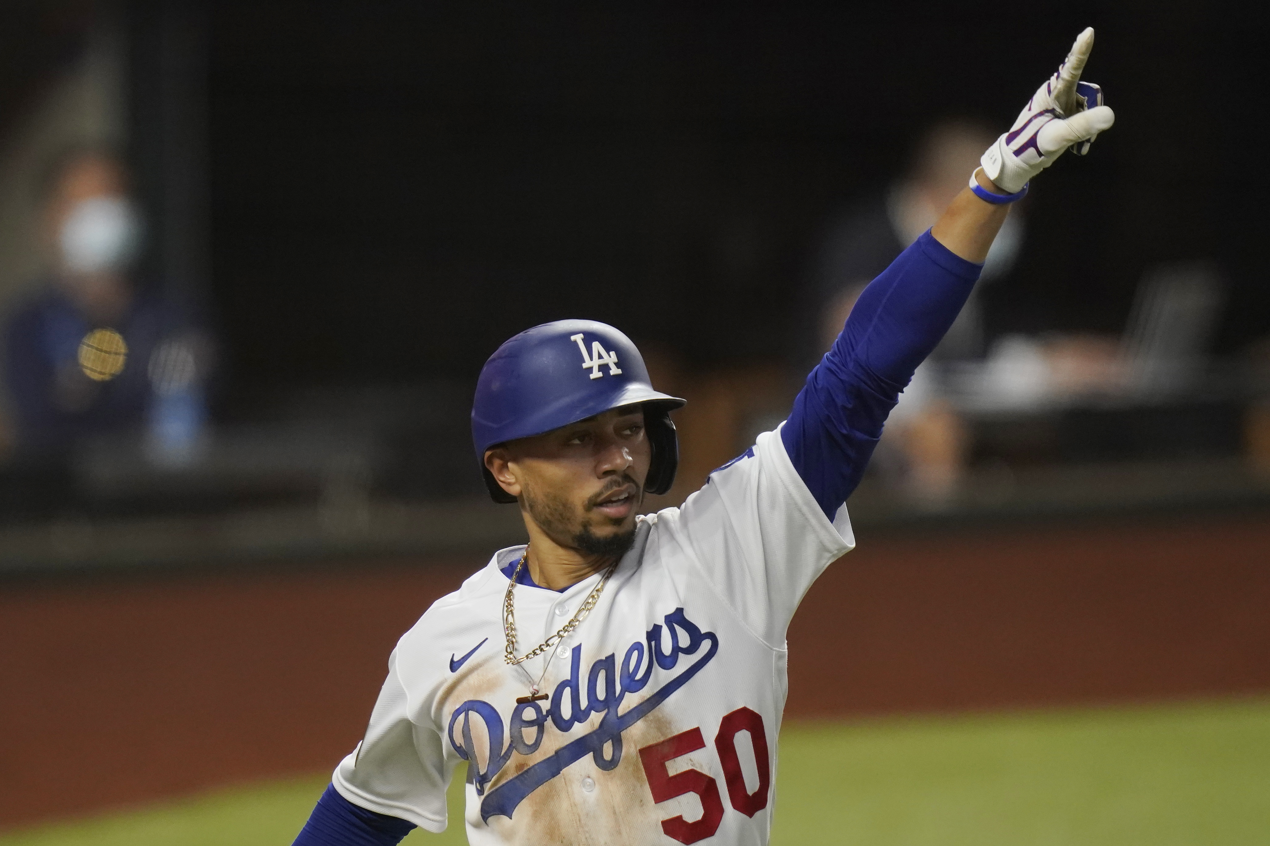 Dodgers beat Rays, 3-1, to win World Series