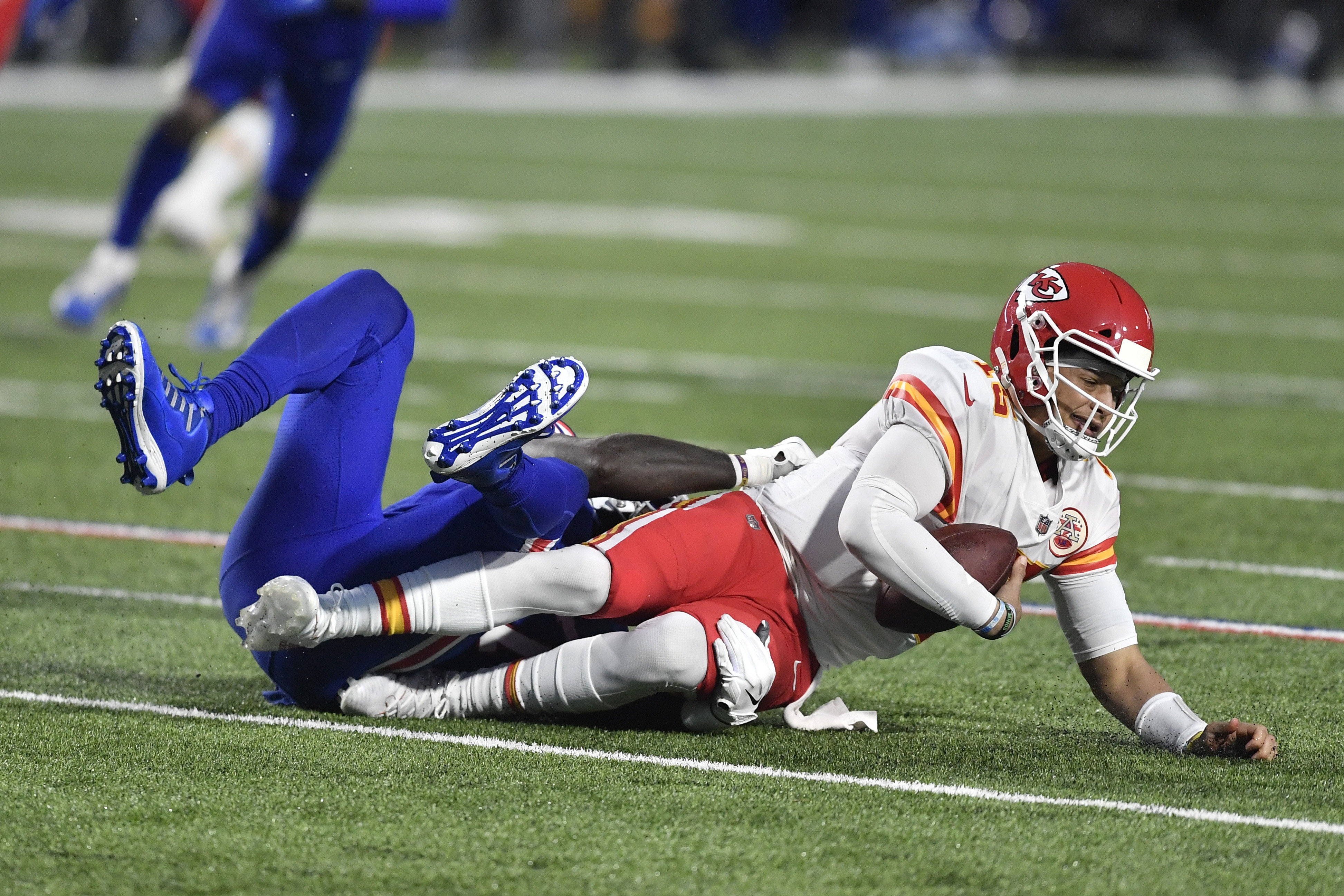 Chiefs, Edwards-Helaire run away with 26-17 win over Bills Le'Veon Bell  Patrick Mahomes Buffalo Bills AP NFL