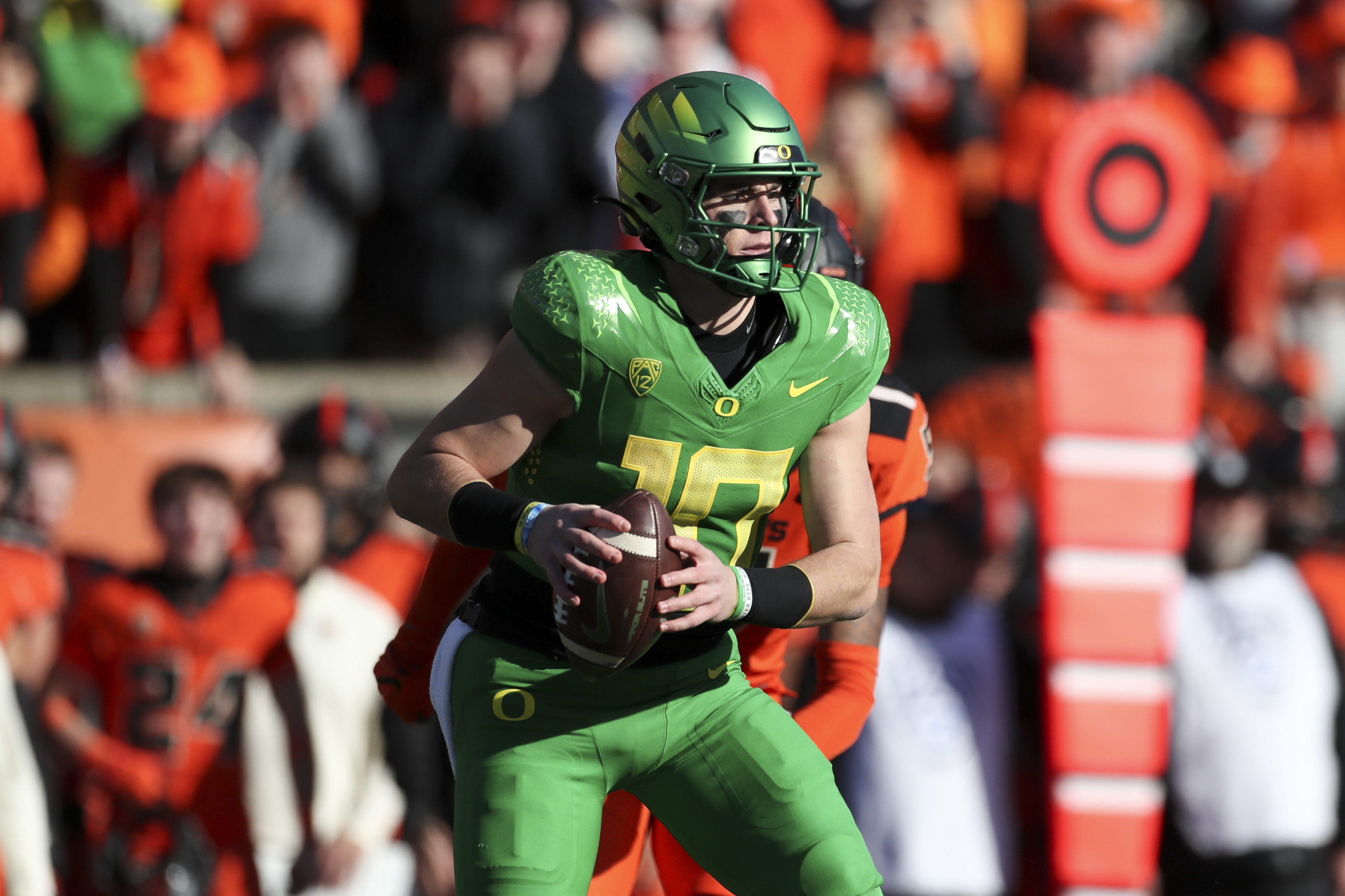 Bo Nix: 'Still some football left to play' before deciding whether to  return to Oregon Ducks or stay in 2023 NFL draft 