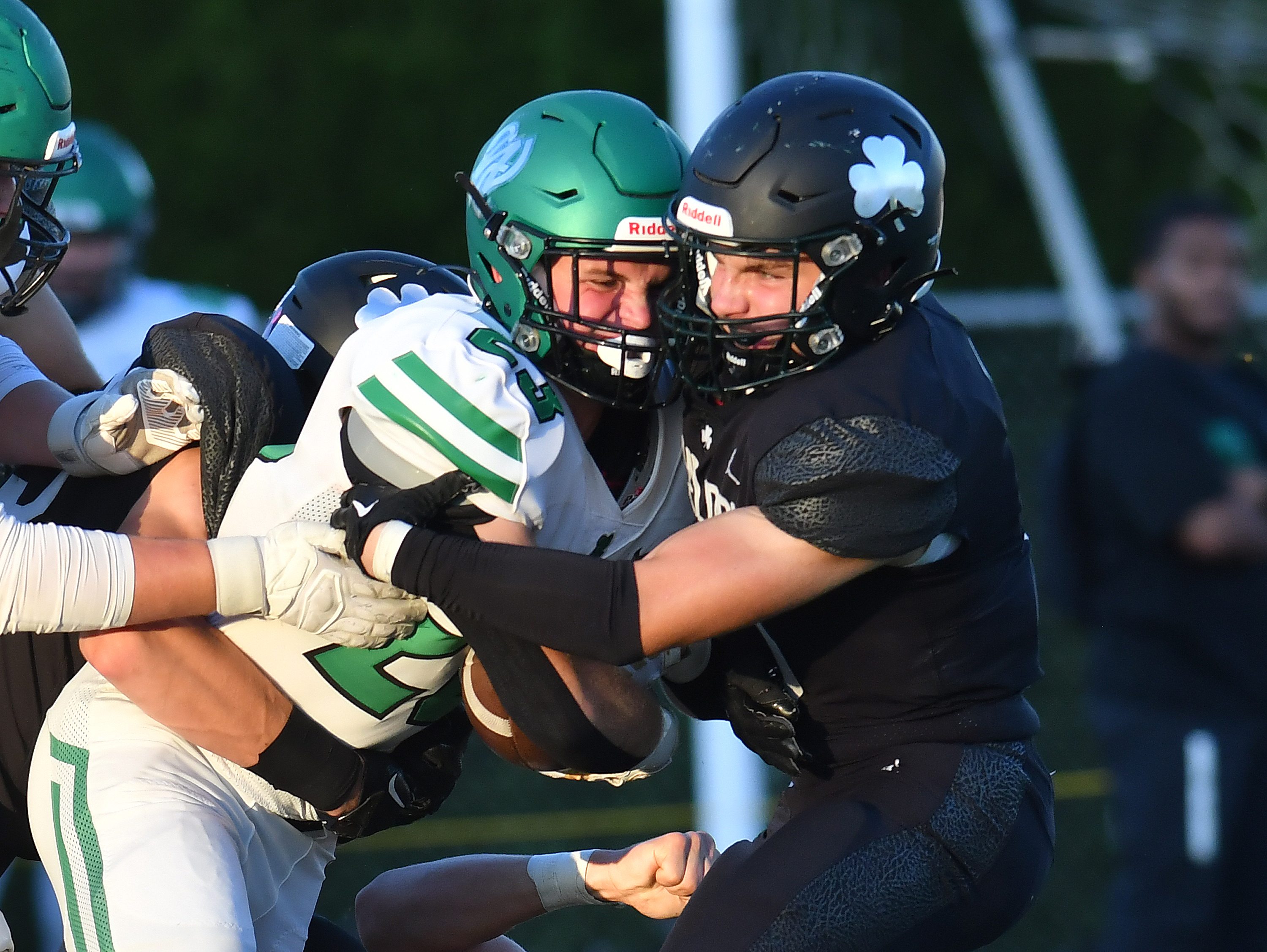 Jordan Hicks dashes for 4 touchdowns as Mountainside football