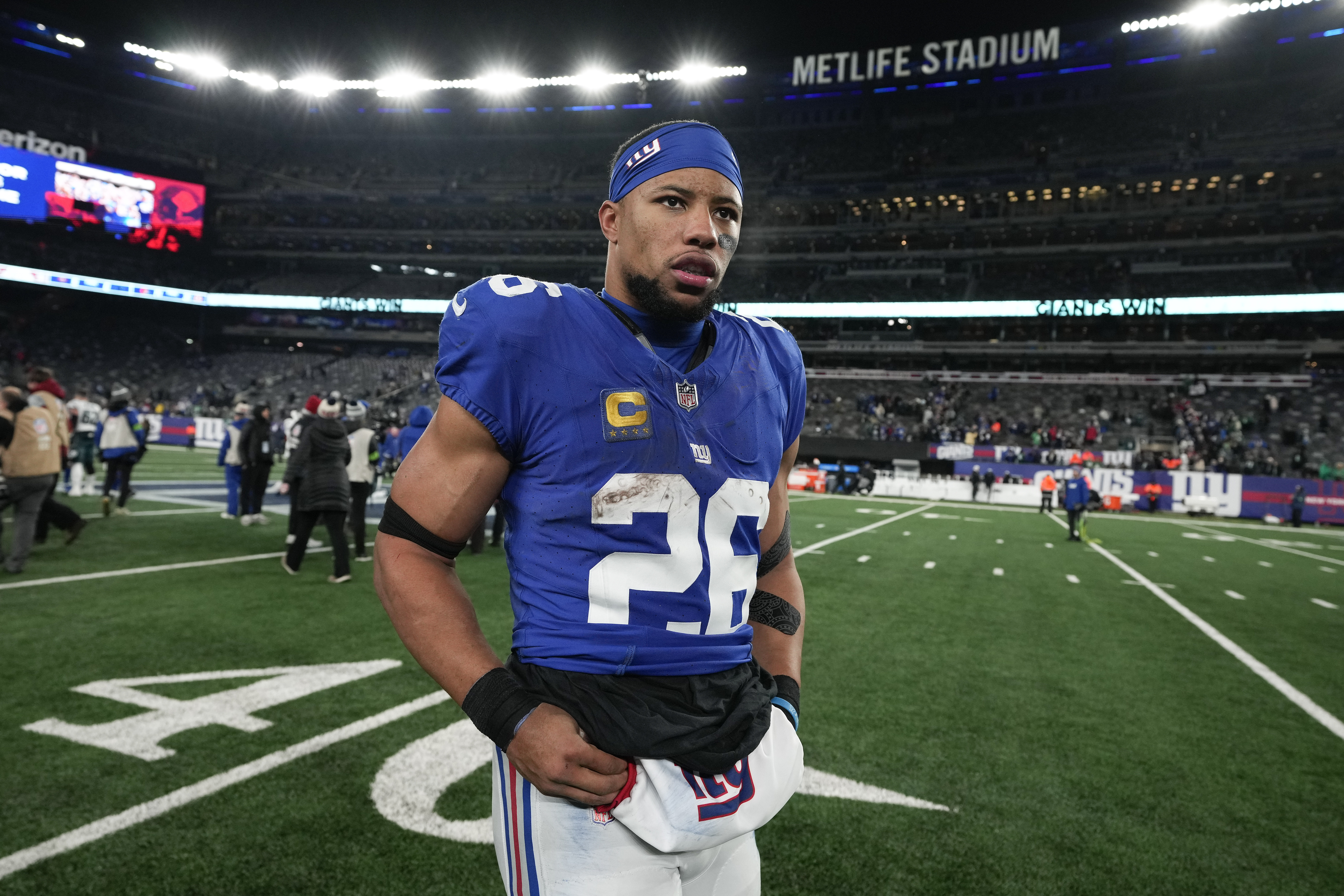 Eagles signing Saquon Barkley is 'better than when their child was