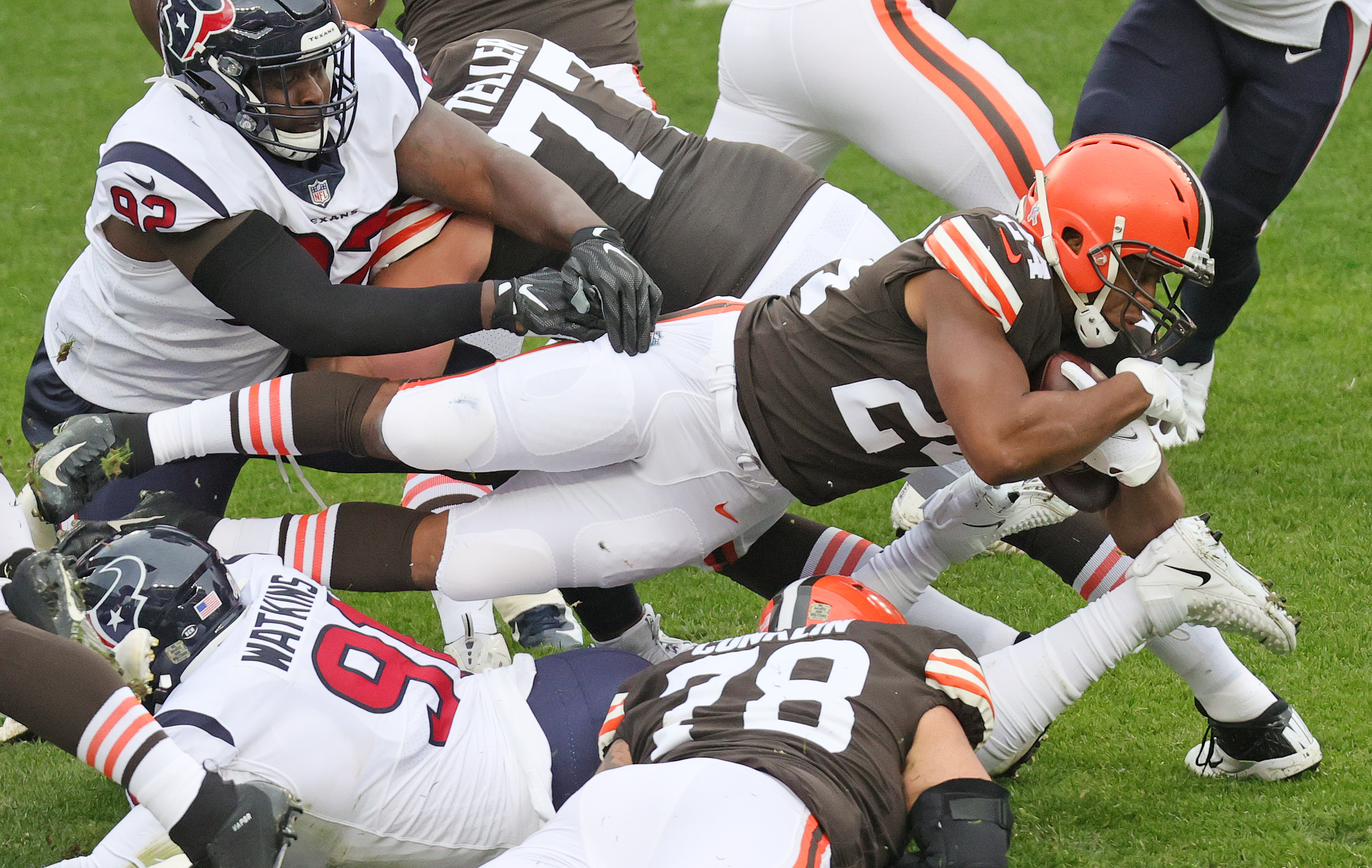 Browns vs. Texans Final Score: Cleveland wins the windy game this