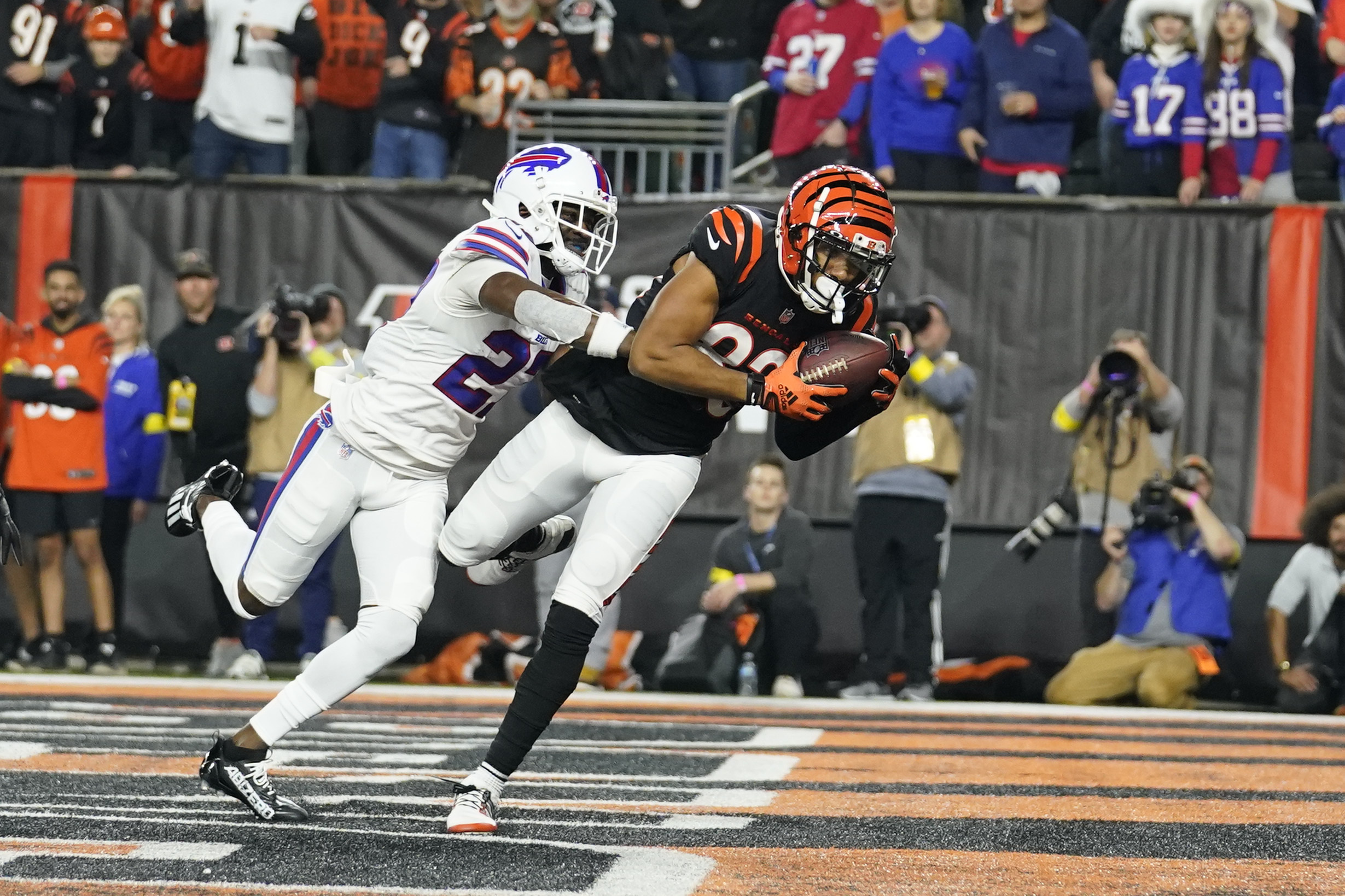 Bengals long snapper on Damar Hamlin: 'I believe wholeheartedly in