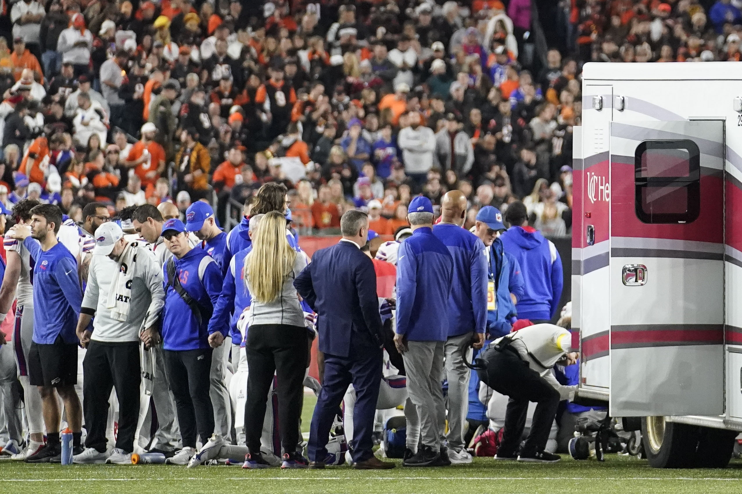 Damar Hamlin Collapse Sees Monday Night Football Viewership Surge – Deadline