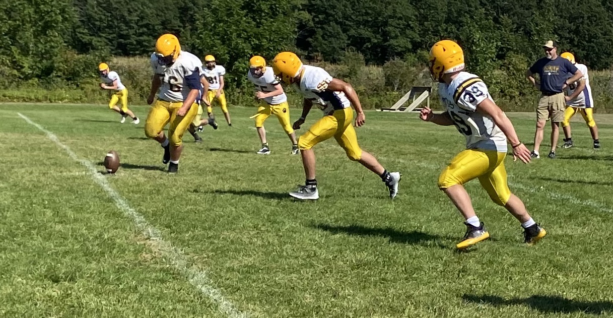 StandishSterling football team preparing for the 2022 season