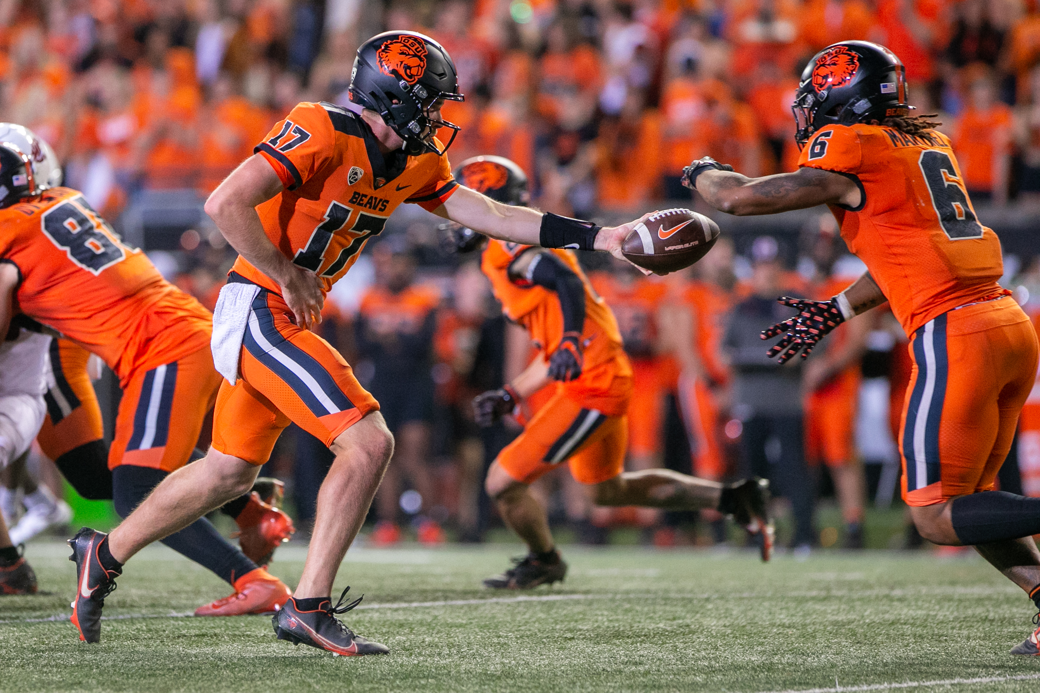 No. 14 Oregon State Beavers at No. 21 Washington State Cougars football  sneak peek: Players to watch, stats, early betting odds 