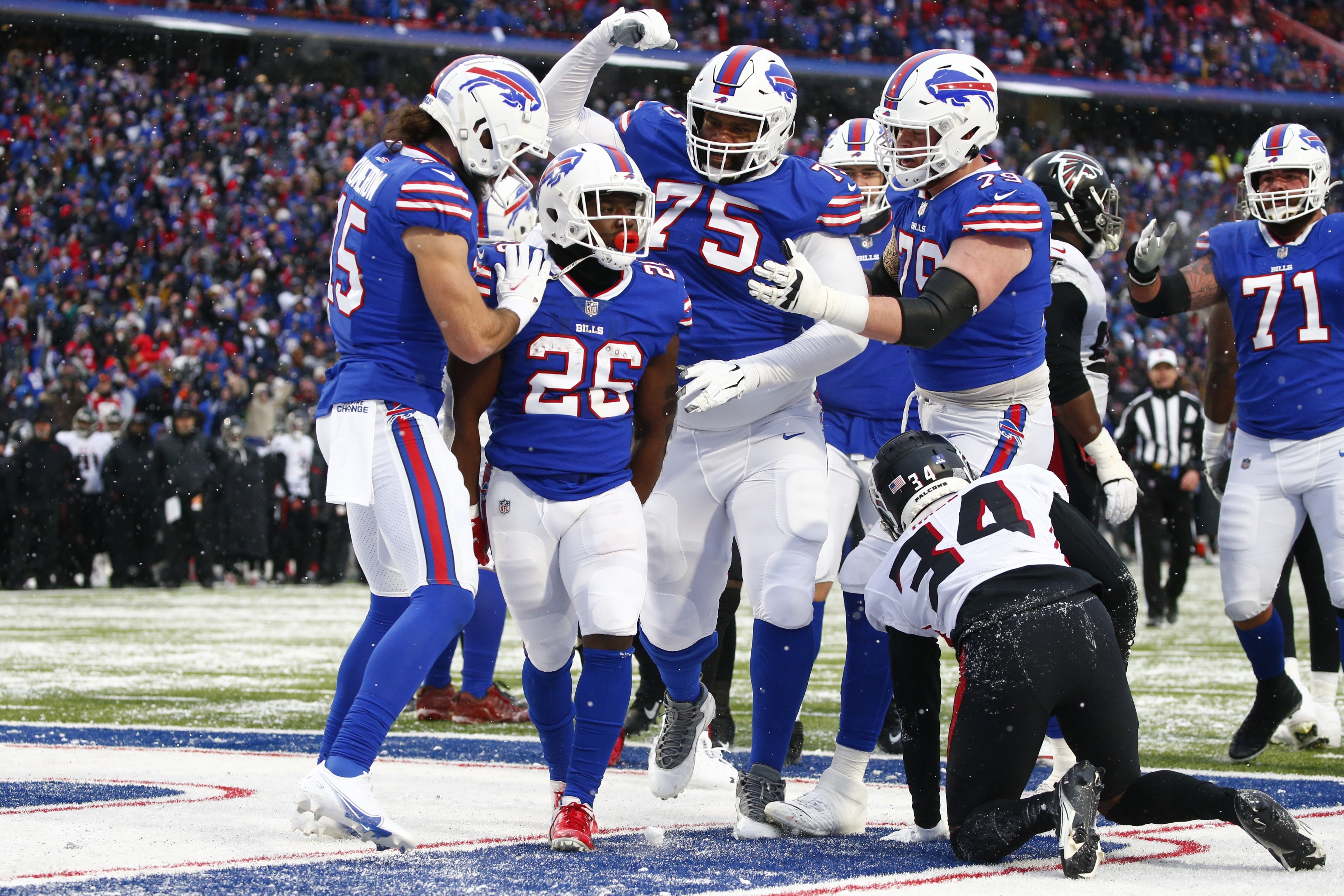 Patriots at Bills Week 18 Live Updates: New England clinches playoff spot  with win 