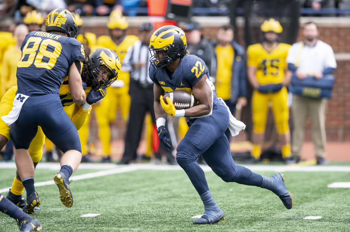 Unlike last season, Michigan not concerned with running back depth 