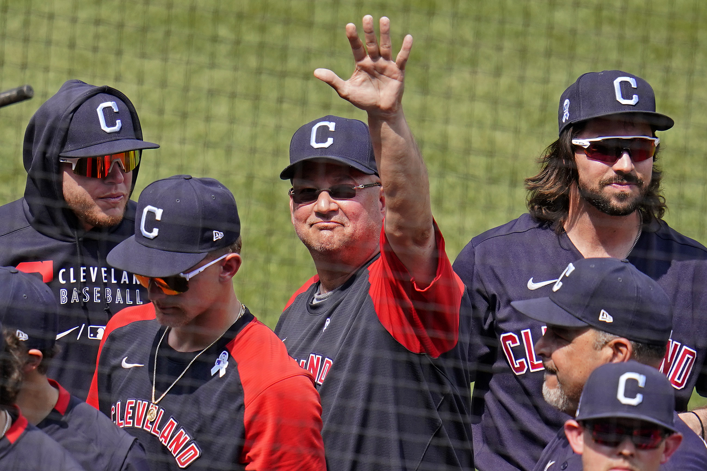Terry Francona ties Mike Hargrove for second place in wins among Cleveland  Indians managers 