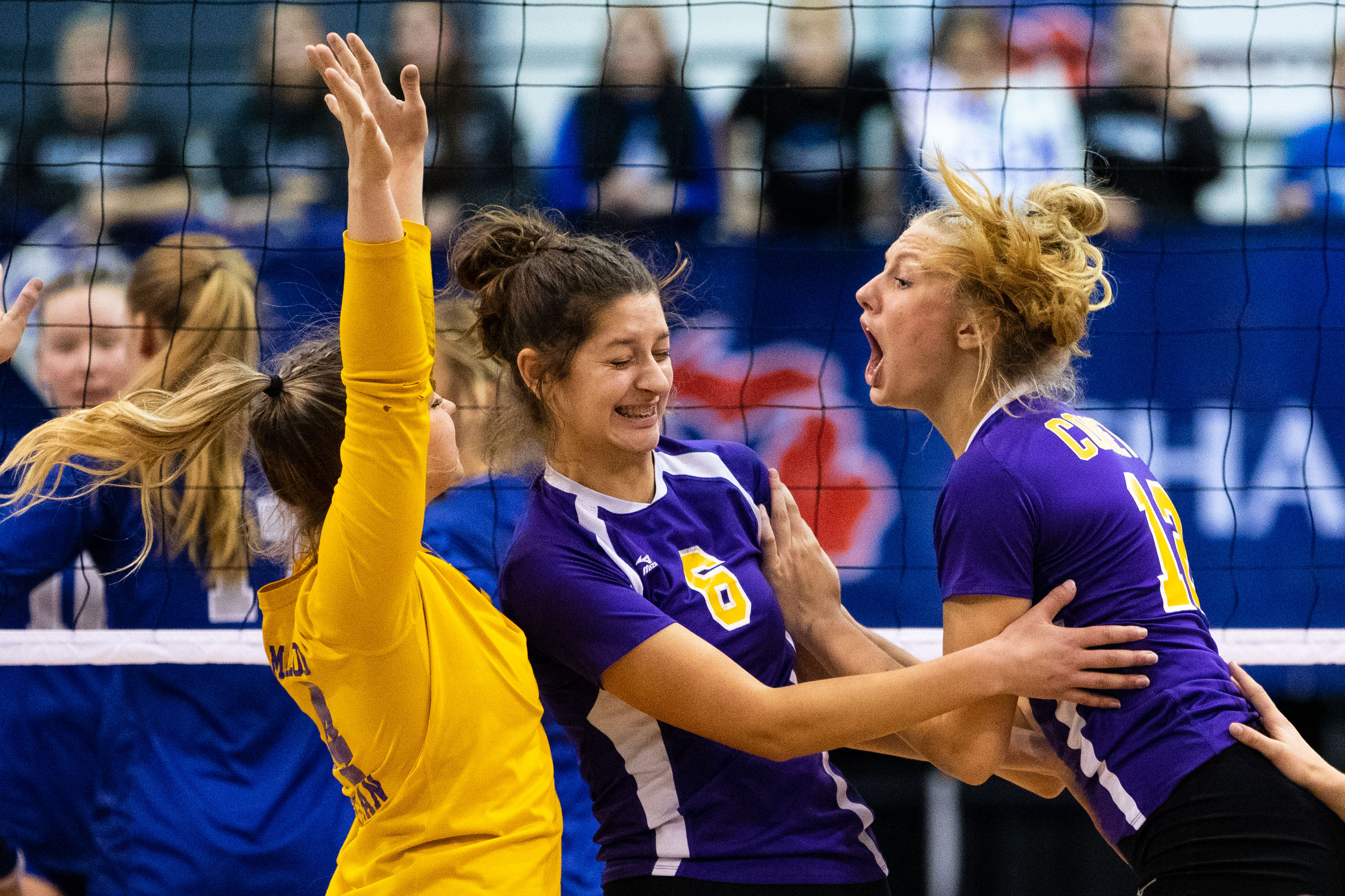Kalamazoo Christian faces off against Calumet volleyball semifinals