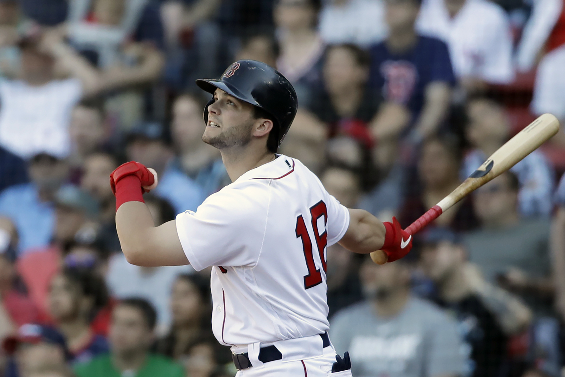 Red Sox remain active in talks about trading Andrew Benintendi