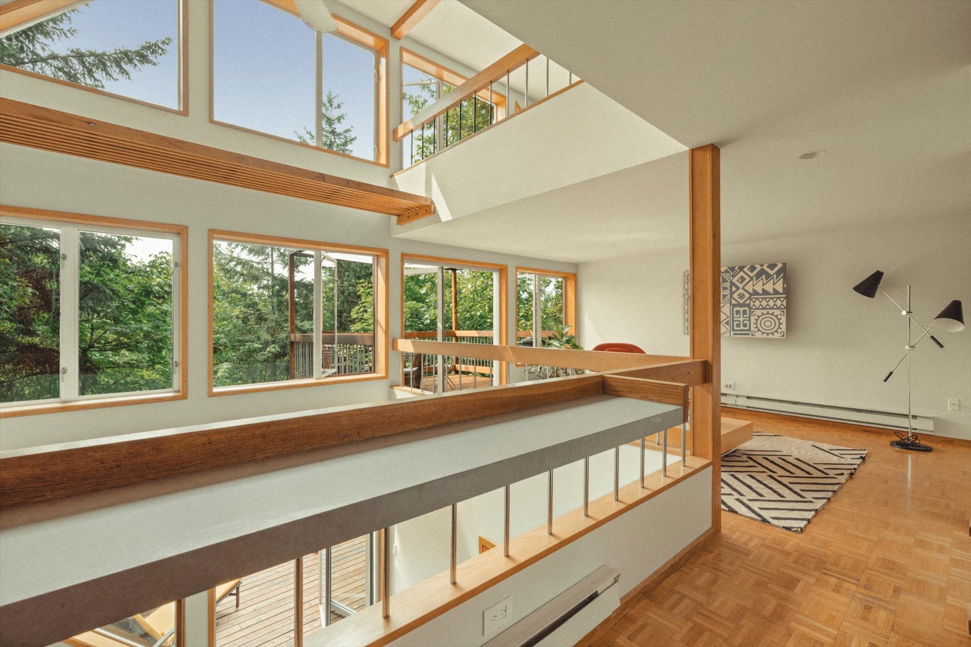 Portland's cube-shaped 'Camera House' sells for over its asking